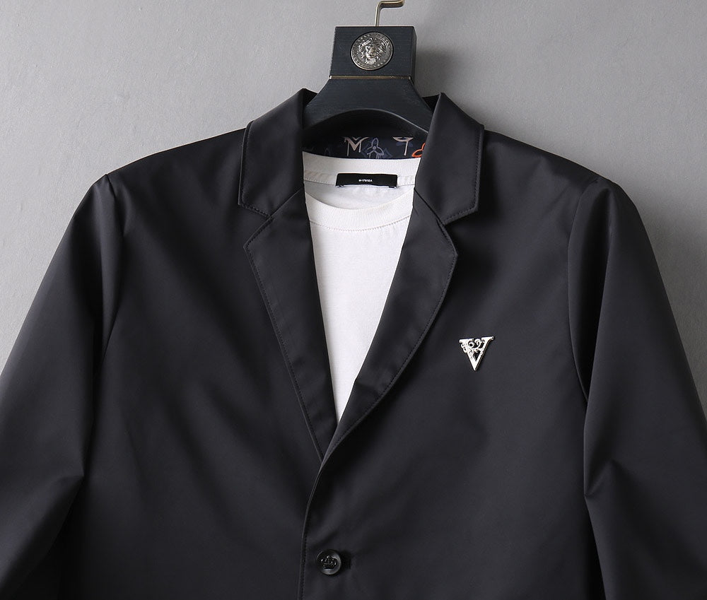 LOUIS VUITTON Autumn 2024 Men’s Jacket | Official Web Edition | Exclusive Tailored Fabric