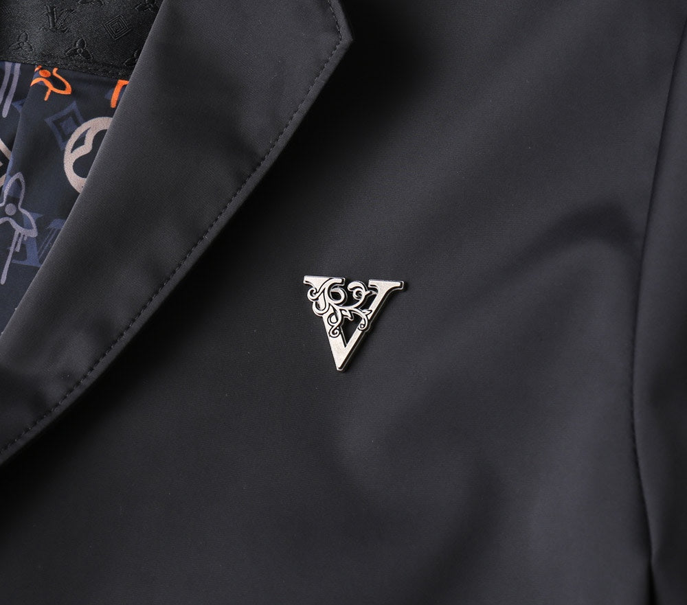 LOUIS VUITTON Autumn 2024 Men’s Jacket | Official Web Edition | Exclusive Tailored Fabric