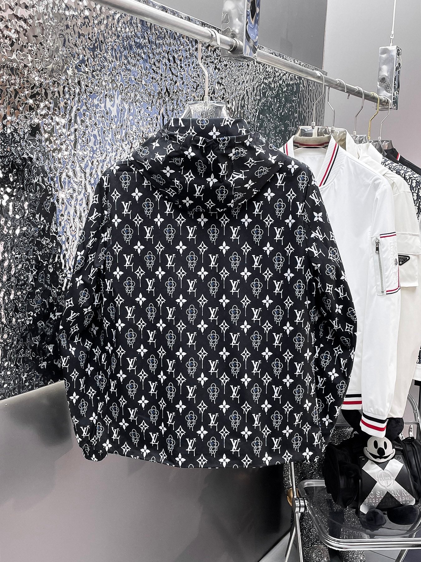 LOUIS VUITTON Autumn/Winter 2024 Men’s Jacket | Official Web Edition | Authentic Triple Label