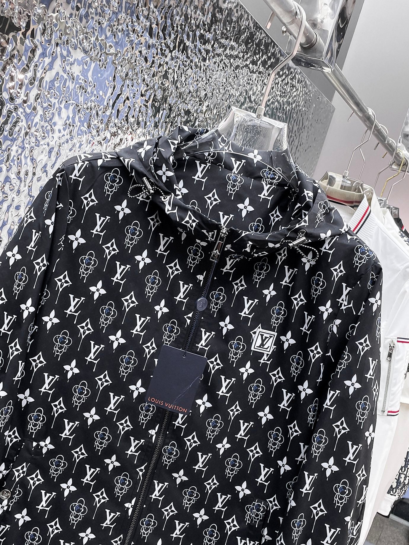 LOUIS VUITTON Autumn/Winter 2024 Men’s Jacket | Official Web Edition | Authentic Triple Label