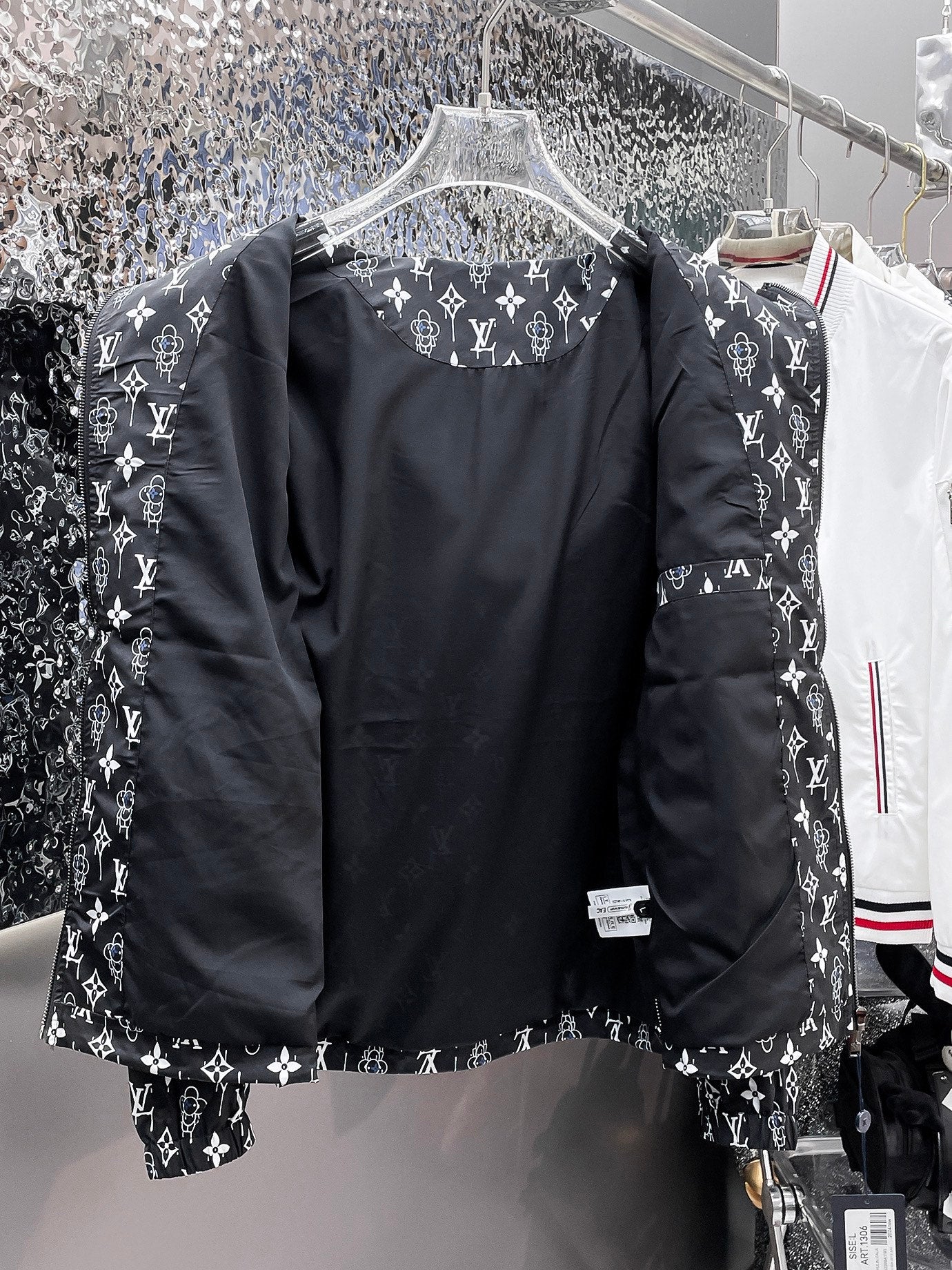 LOUIS VUITTON Autumn/Winter 2024 Men’s Jacket | Official Web Edition | Authentic Triple Label