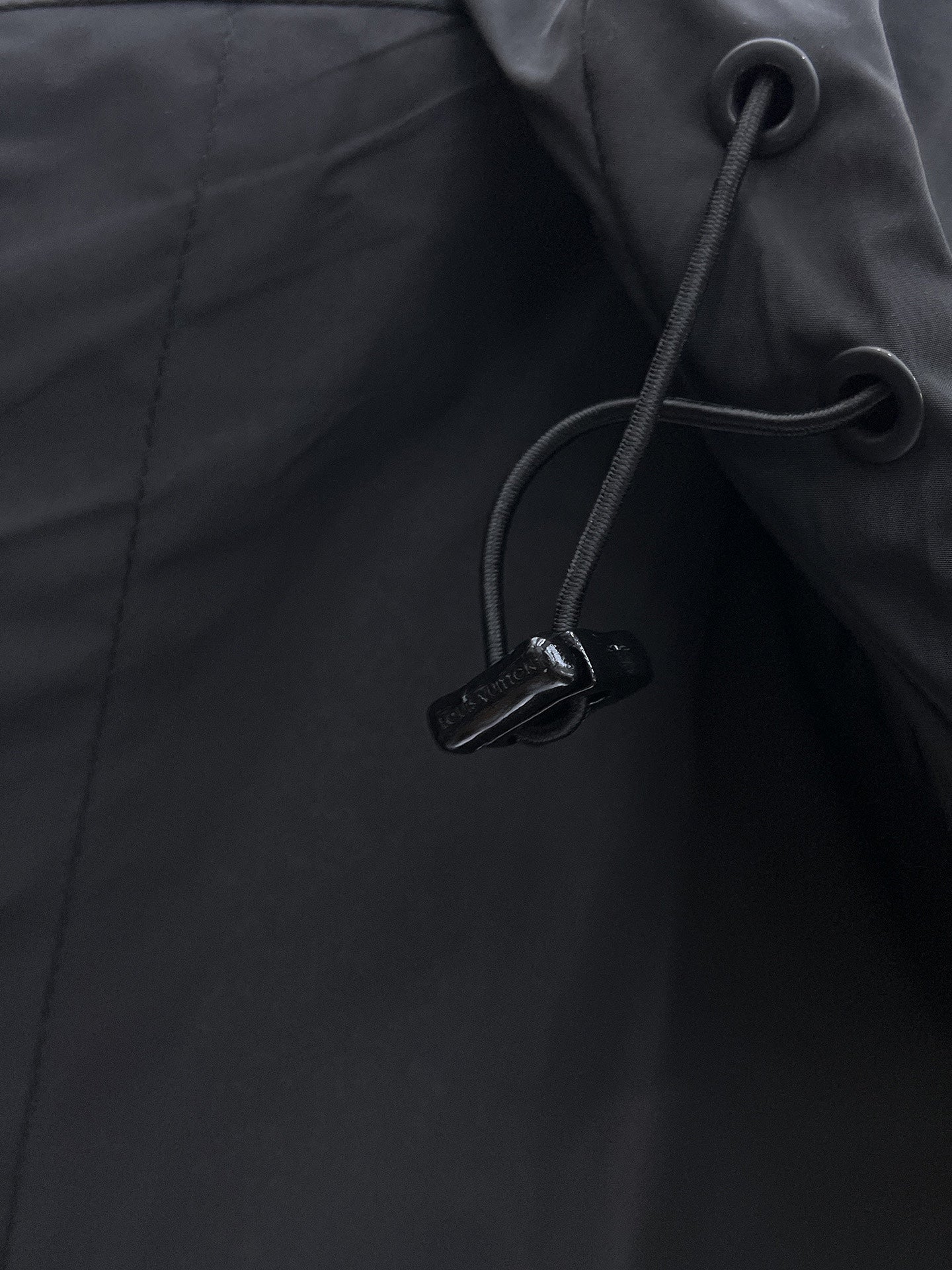 LOUIS VUITTON Autumn/Winter 2024 Men’s Jacket | Official Web Edition | Authentic Triple Label