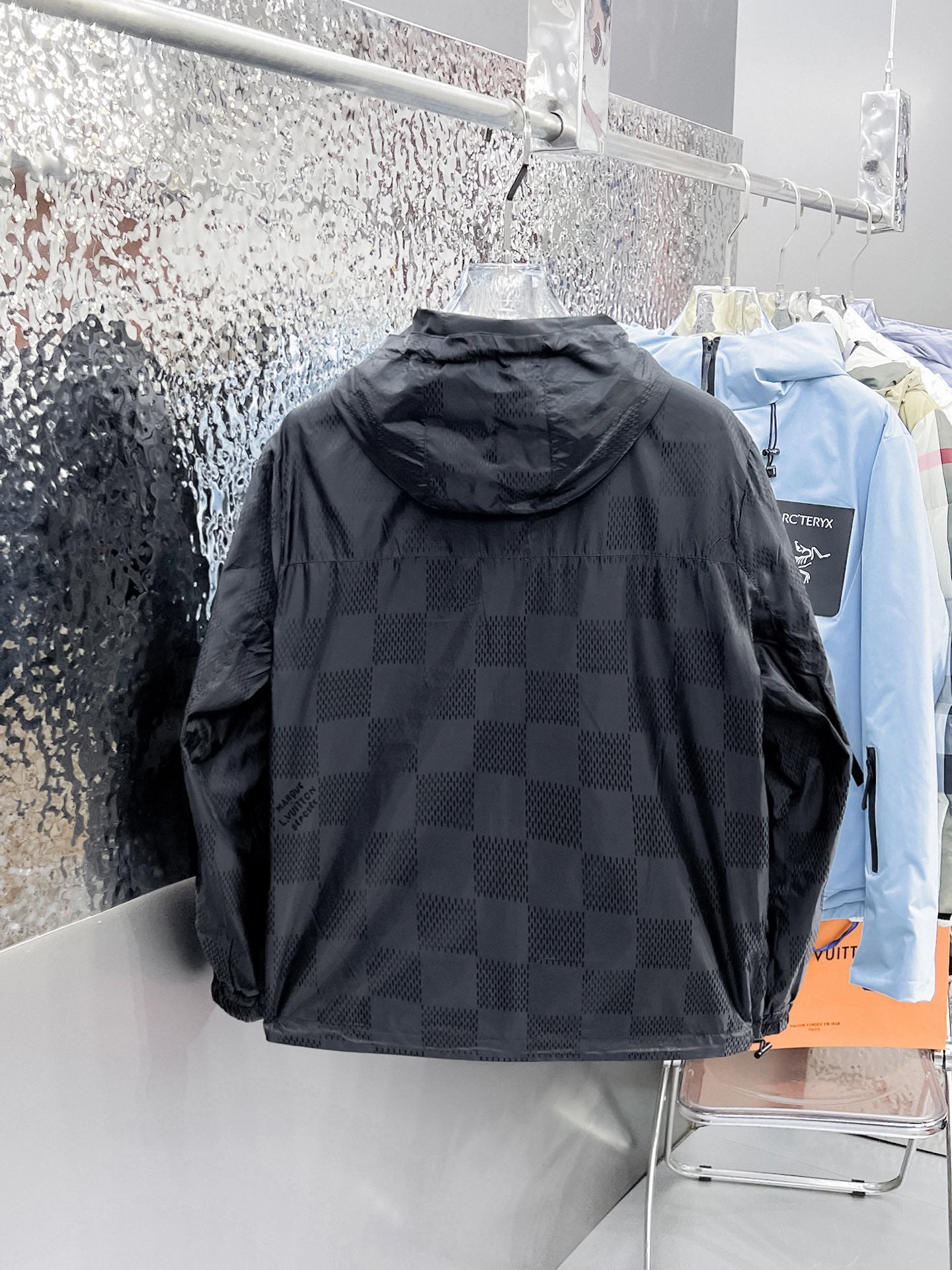 LOUIS VUITTON Autumn/Winter 2024 Men’s Jacket | Official Web Edition | Authentic Triple Label