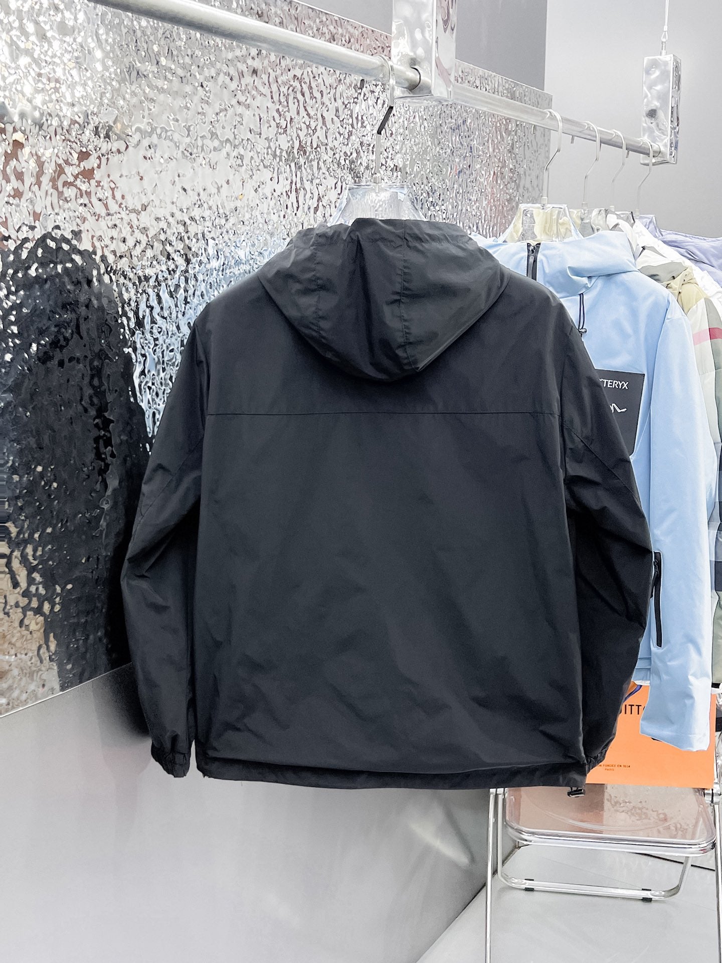 LOUIS VUITTON Autumn/Winter 2024 Men’s Jacket | Official Web Edition | Authentic Triple Label