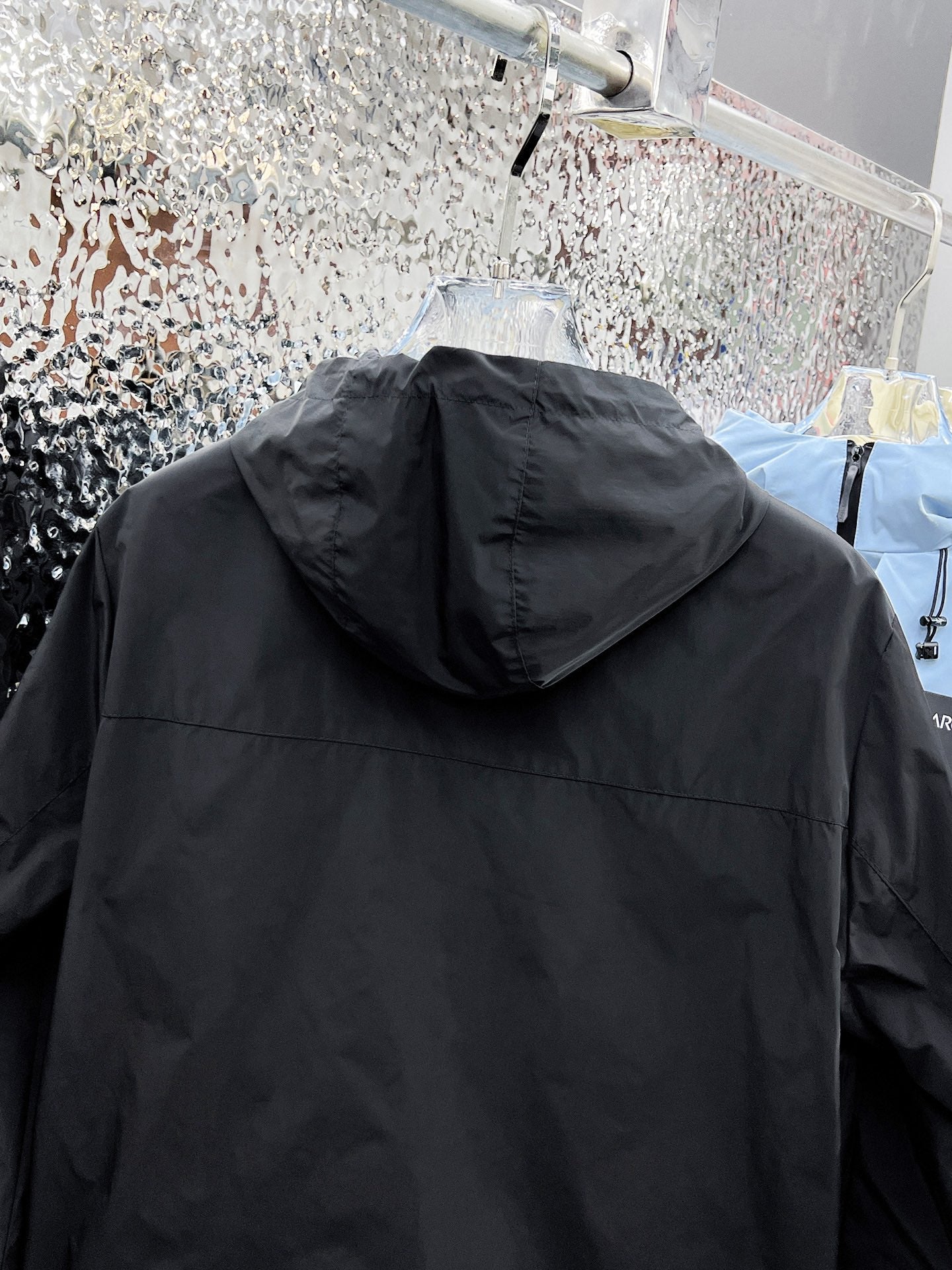 LOUIS VUITTON Autumn/Winter 2024 Men’s Jacket | Official Web Edition | Authentic Triple Label