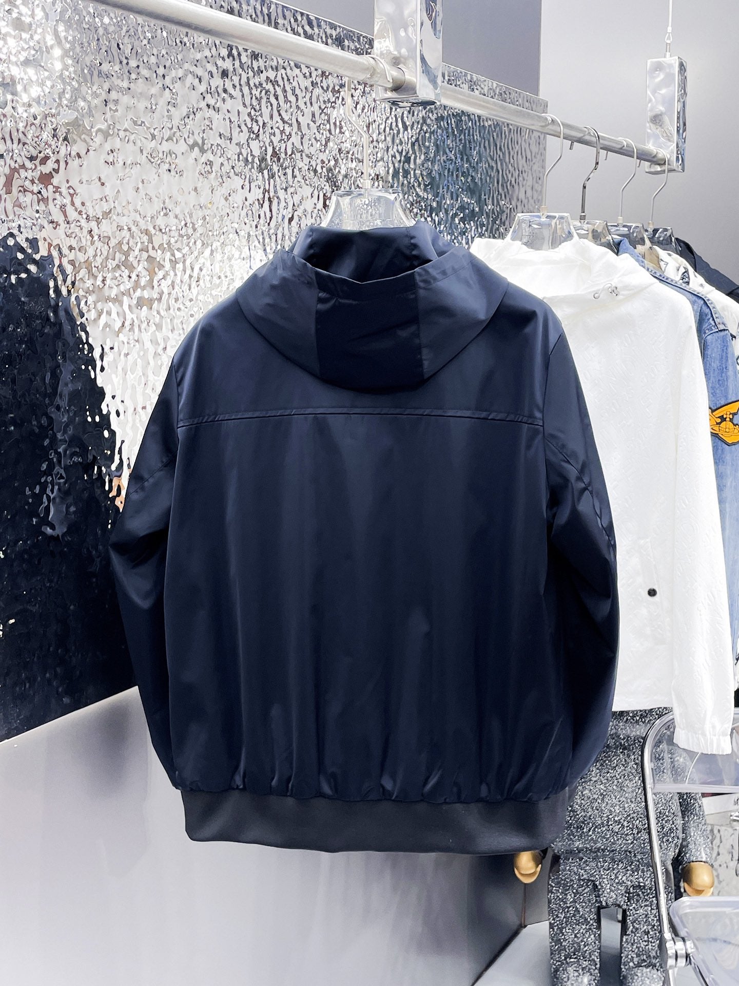 LOUIS VUITTON Autumn/Winter 2024 Men’s Jacket | Official Web Edition | Authentic Triple Label