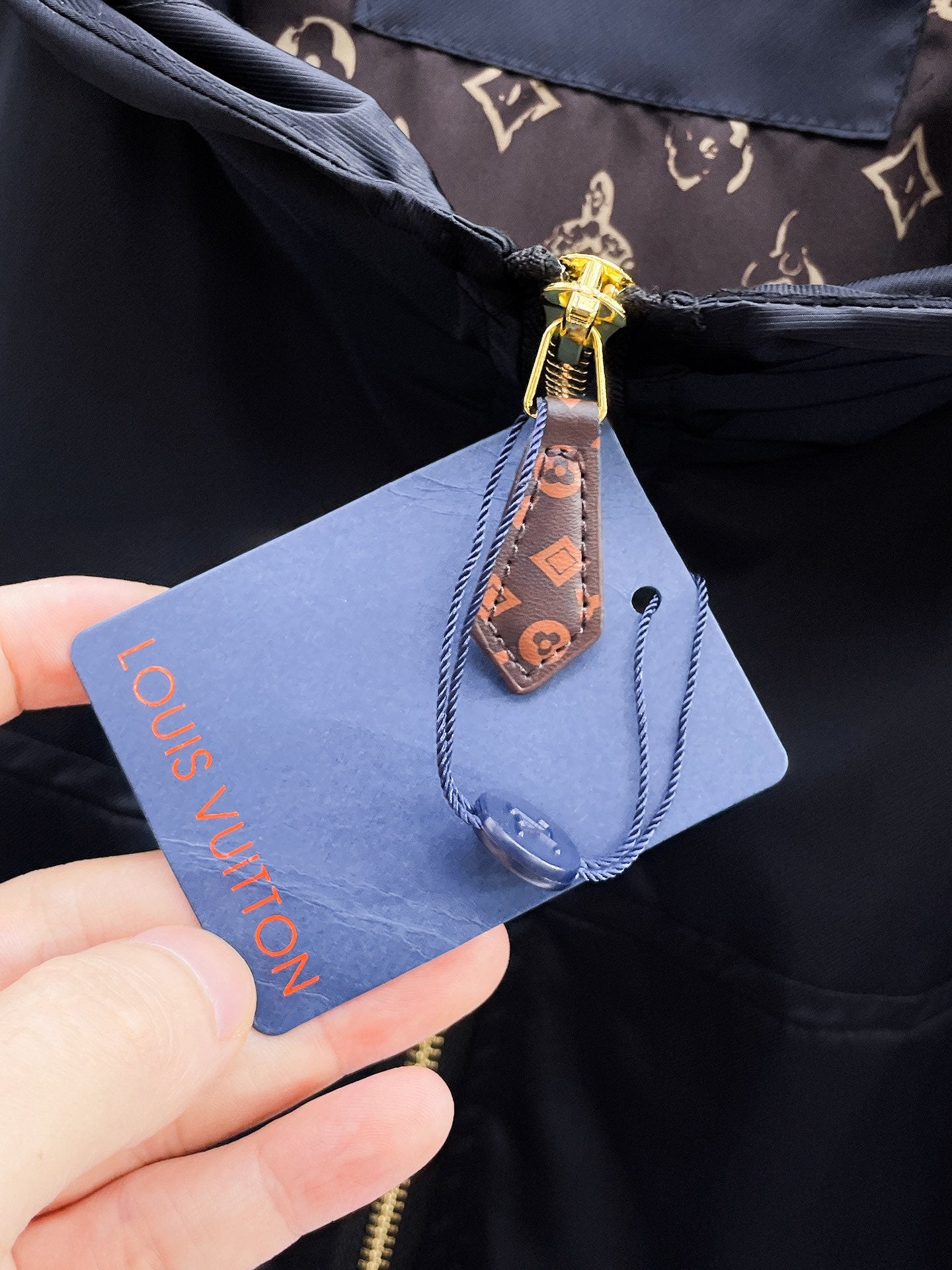 LOUIS VUITTON Autumn/Winter 2024 Men’s Jacket | Official Web Edition | Authentic Triple Label