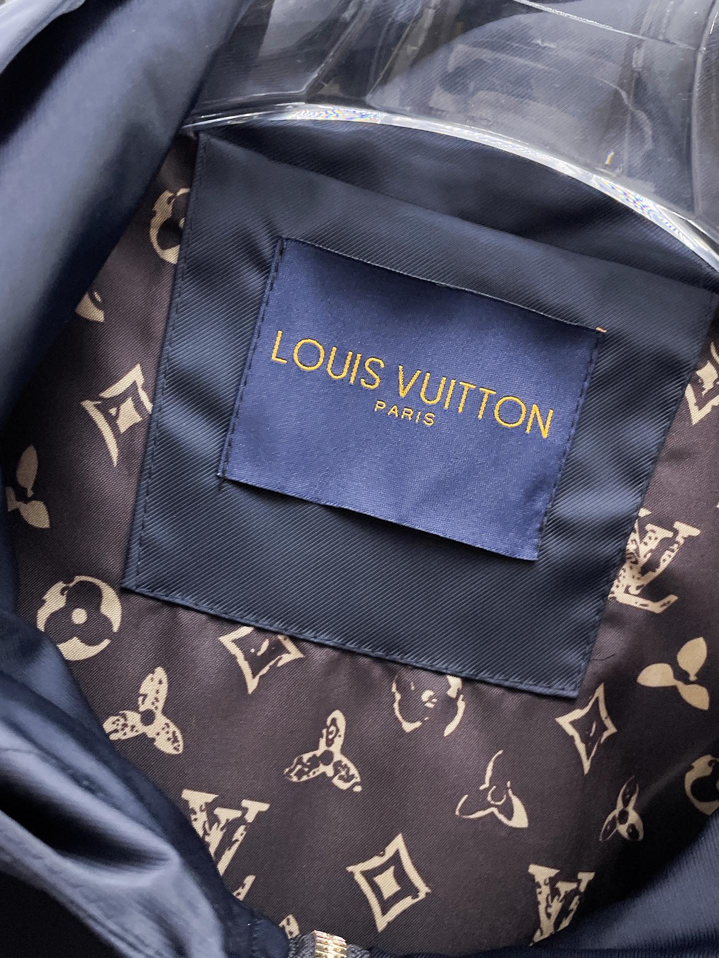 LOUIS VUITTON Autumn/Winter 2024 Men’s Jacket | Official Web Edition | Authentic Triple Label