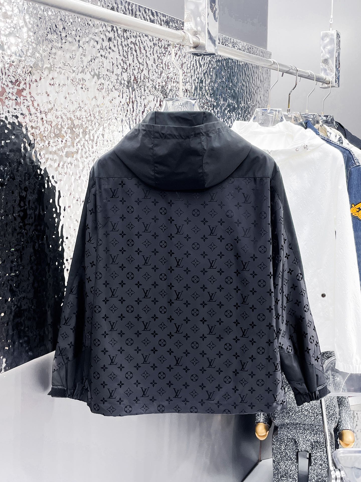 LOUIS VUITTON Autumn/Winter 2024 Men’s Jacket | Official Web Edition | Authentic Triple Label