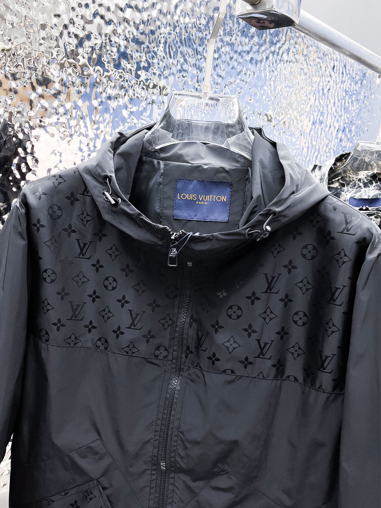 LOUIS VUITTON Autumn/Winter 2024 Men’s Jacket | Official Web Edition | Authentic Triple Label