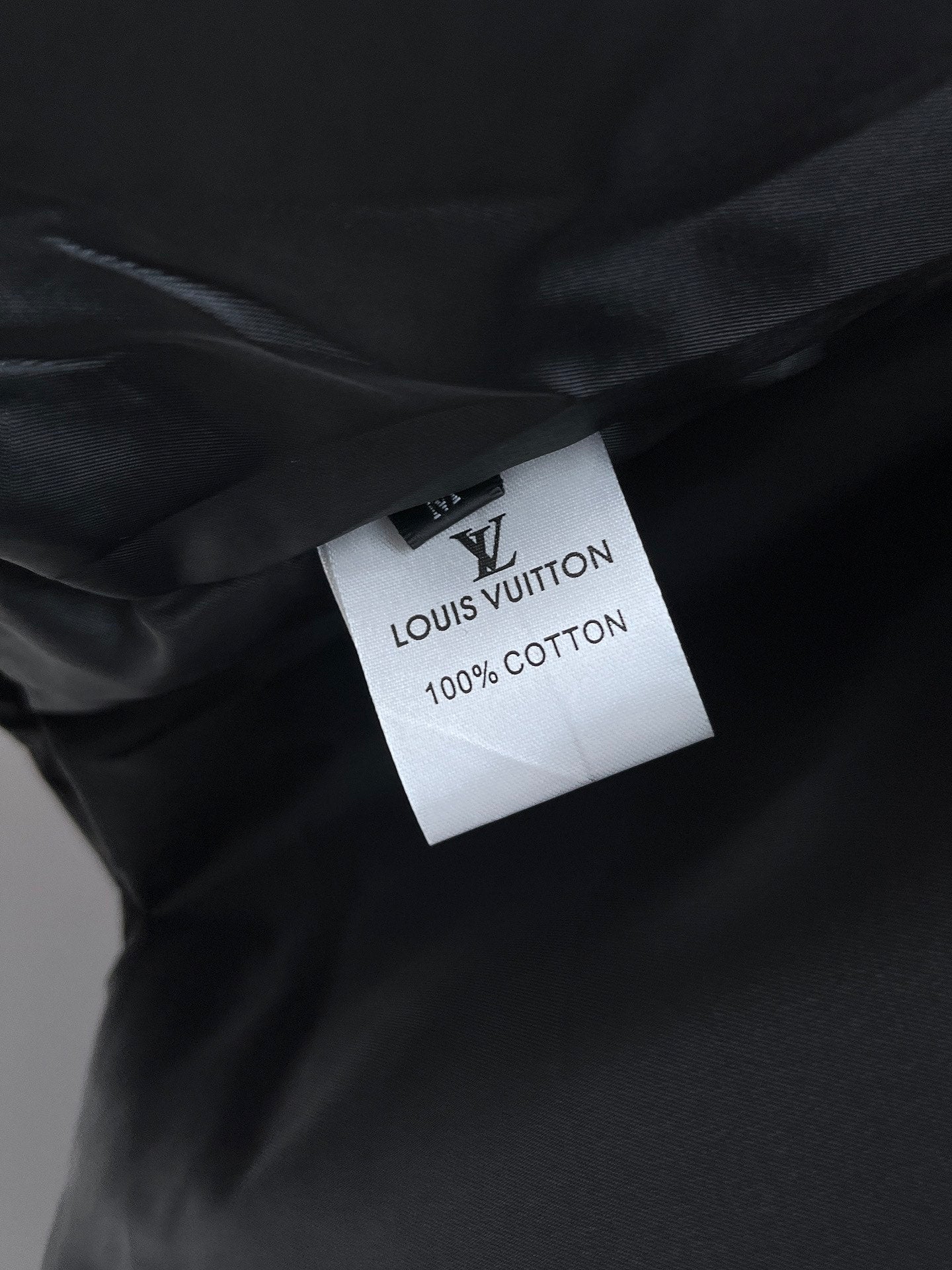 LOUIS VUITTON Autumn/Winter 2024 Men’s Jacket | Official Web Edition | Authentic Triple Label