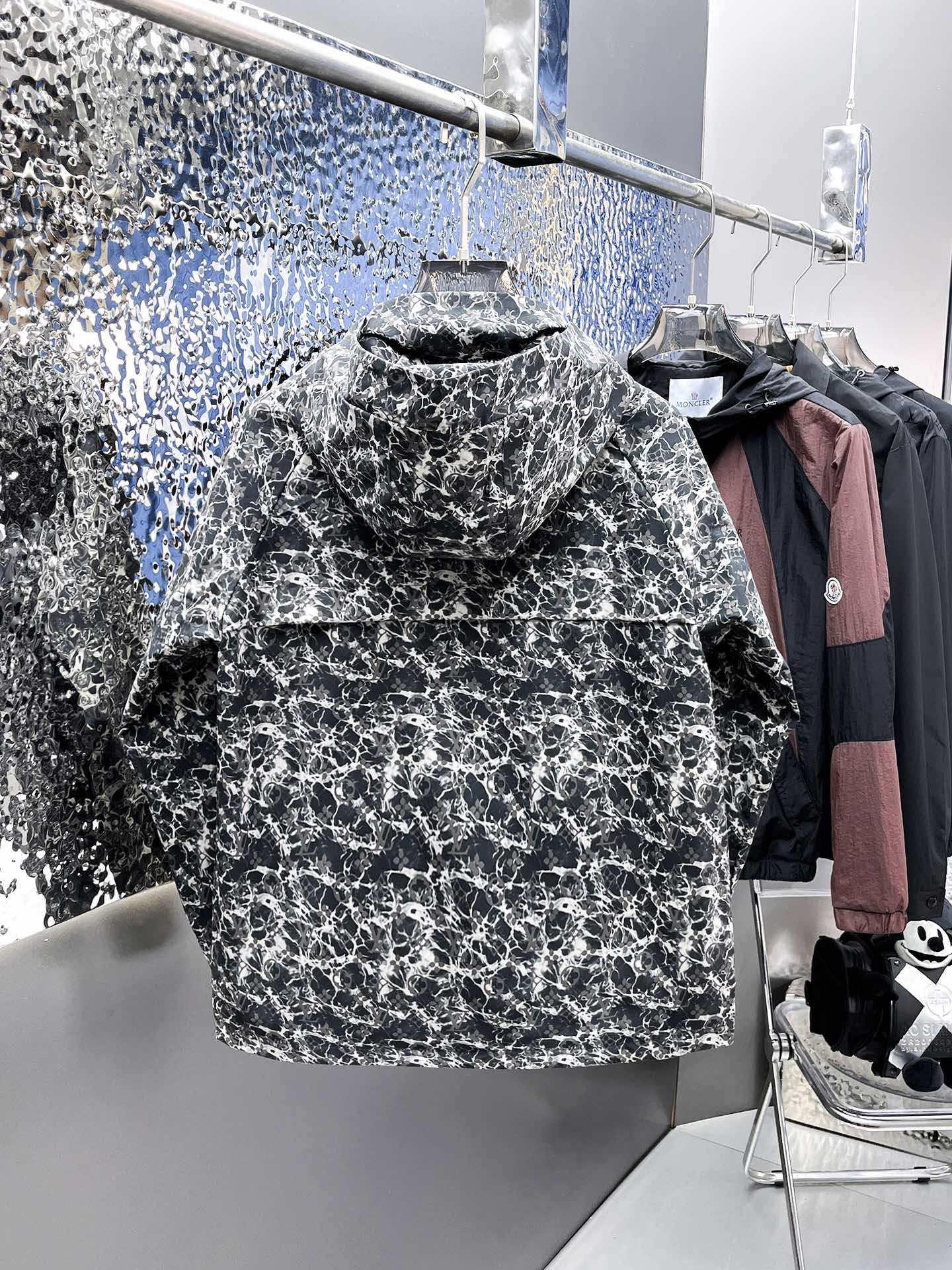LOUIS VUITTON Autumn/Winter 2024 Men’s Jacket | Official Web Edition | Authentic Triple Label
