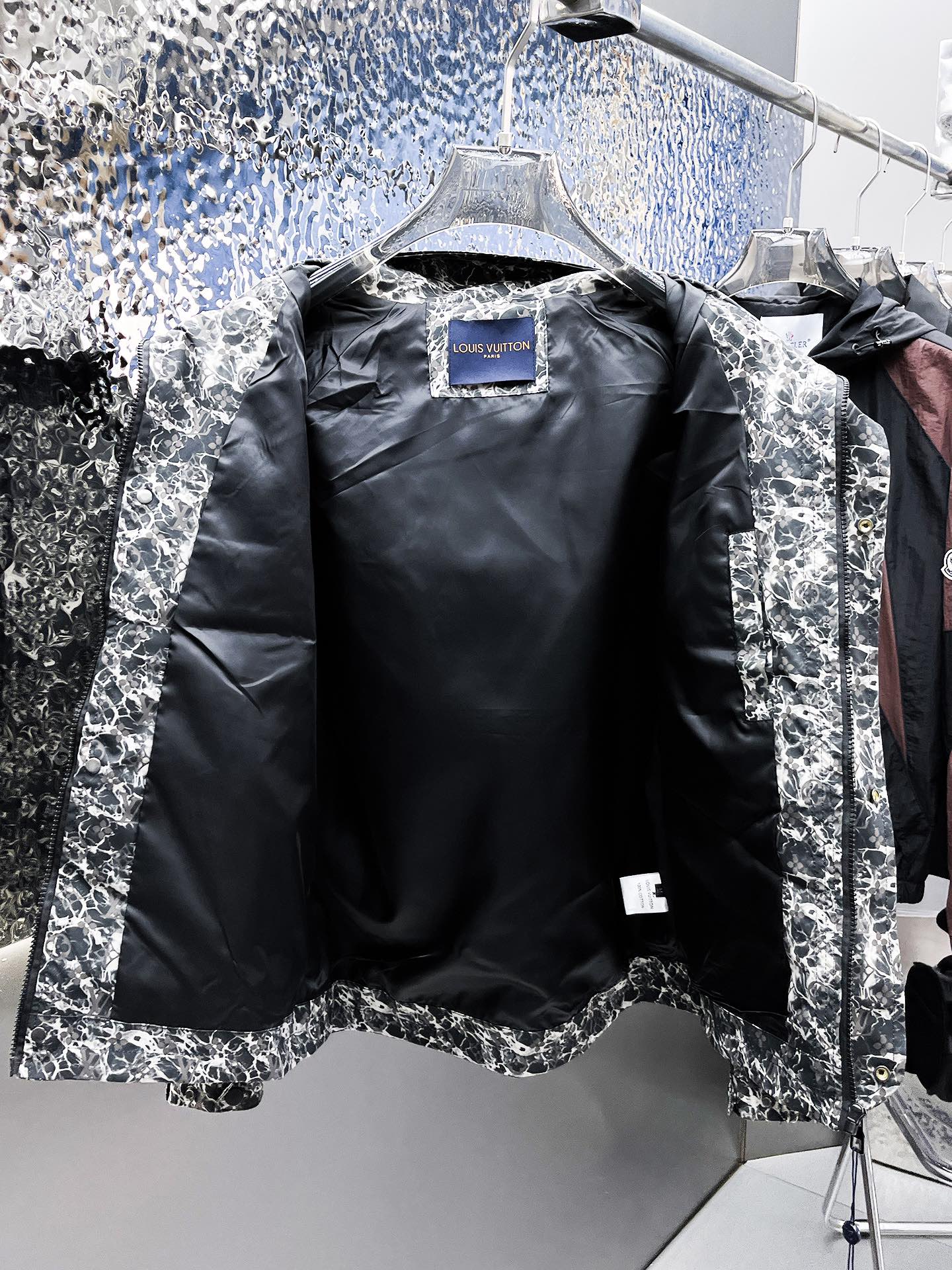 LOUIS VUITTON Autumn/Winter 2024 Men’s Jacket | Official Web Edition | Authentic Triple Label