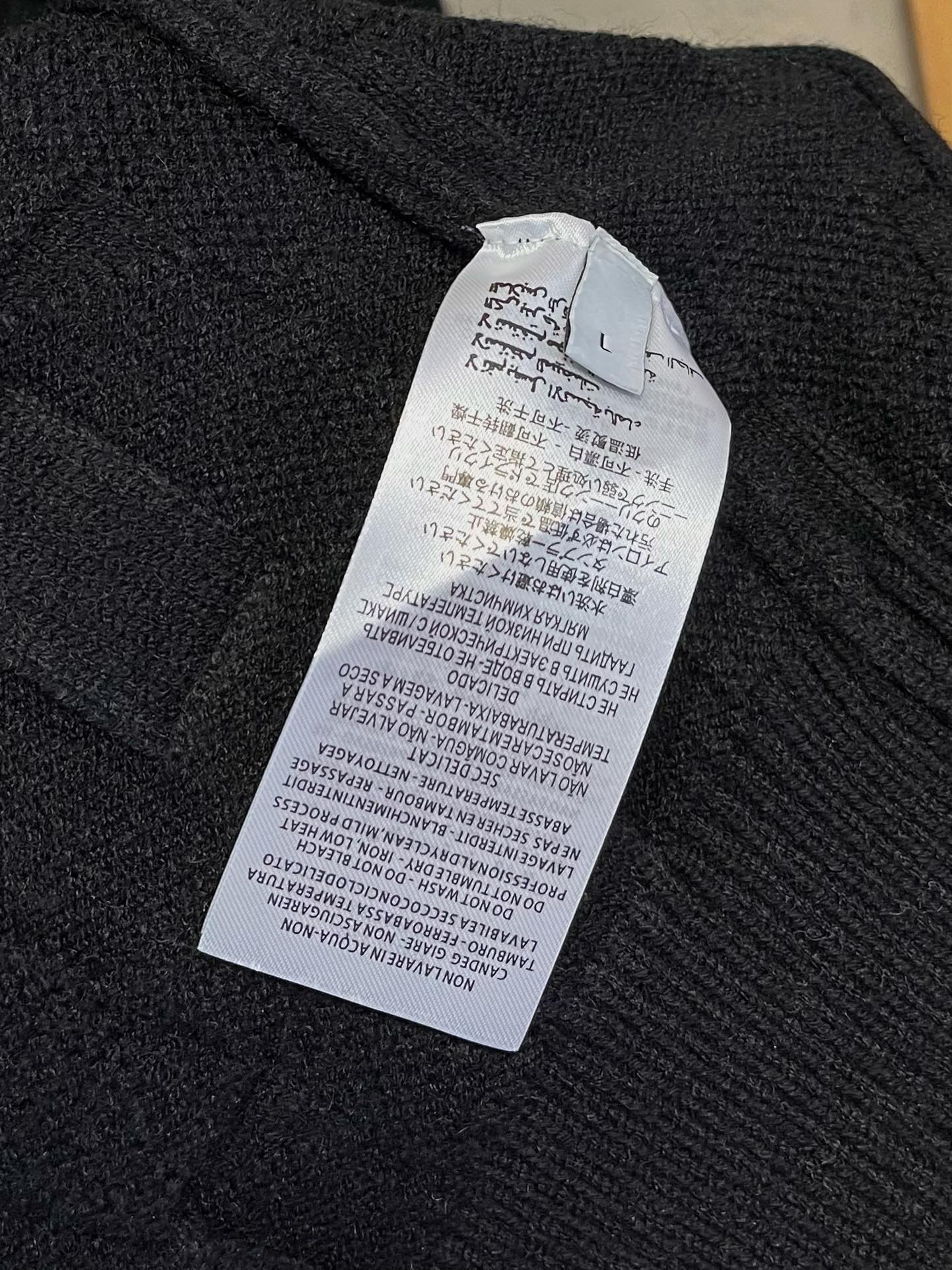LV Men’s 2024 Fall/Winter Wool Jacket – Premium Soft Wool, Tailored Fit, Luxury Essential