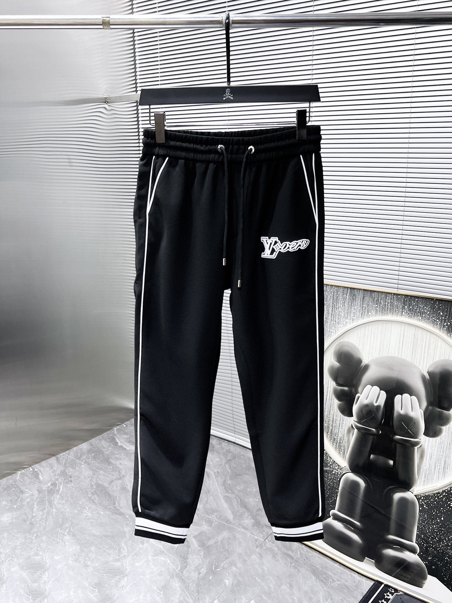 LV Men’s 2024SS Logo Tracksuit – Premium Custom Fabric, Zip Jacket & Joggers, Casual Luxury