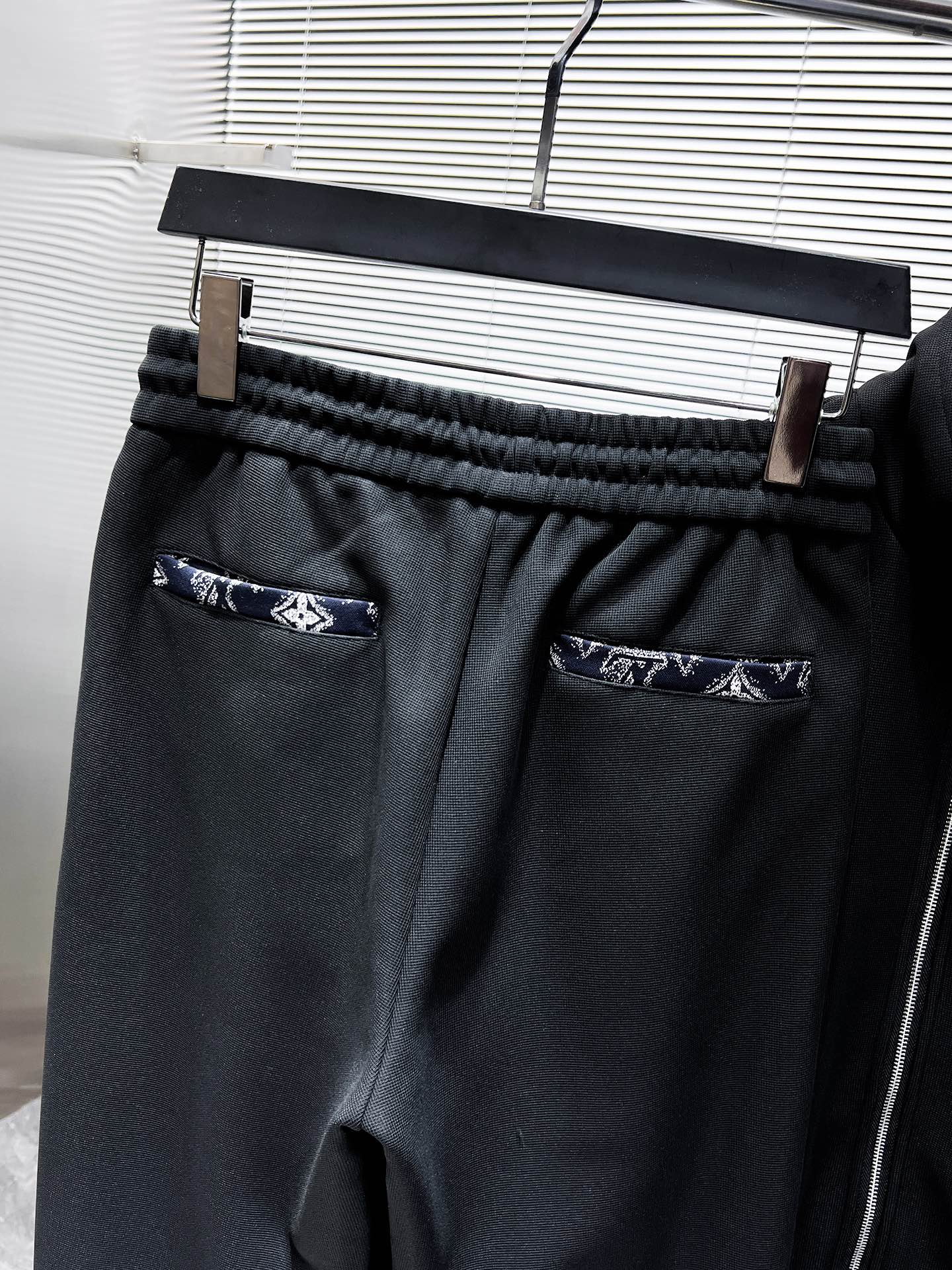 LV Men’s 2024SS Logo Tracksuit – Exclusive Custom Fabric, Zip Jacket & Joggers, Luxury Casualwear