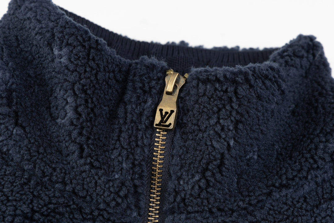Louis Vuitton 2024SS Runway Monogram Shearling Varsity Jacket – Signature Craftsmanship, Unisex Luxury Essential
