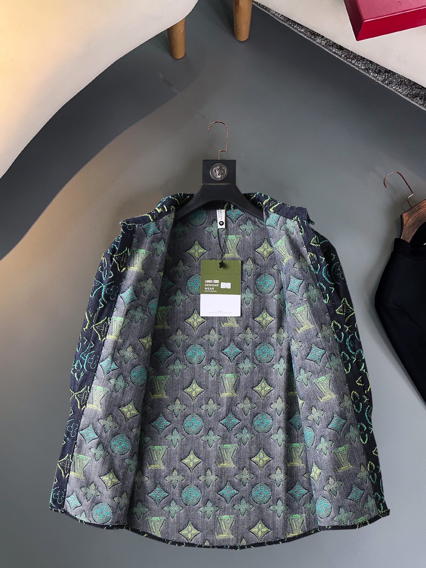 LOUIS VUITTON Men’s Jacket 2024 Autumn Collection｜Premium Boutique Edition with Authentic Details