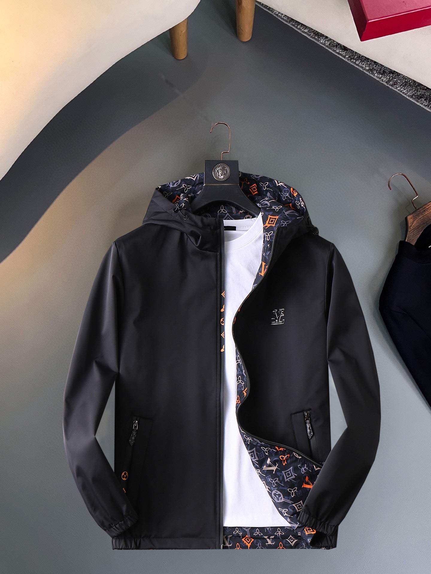 LOUIS VUITTON Men’s Jacket 2024 Autumn Collection｜Premium Boutique Edition with Authentic Details