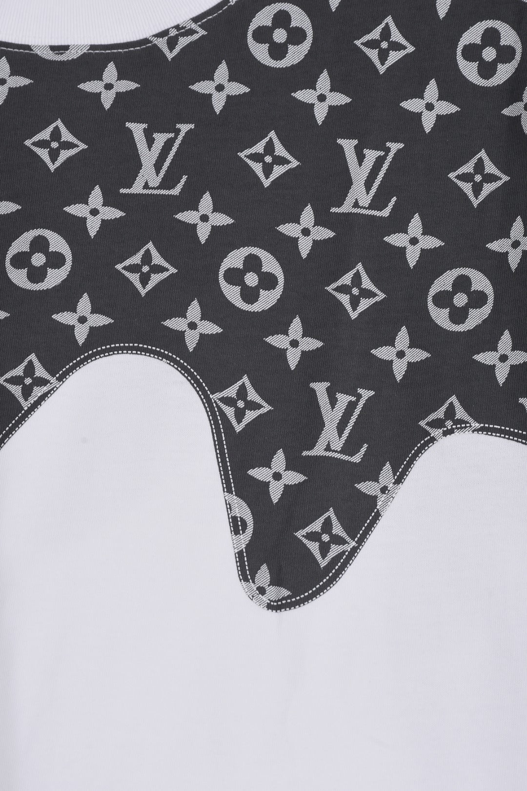 Louis Vuitton 25SS Classic Digital Appliqué Logo Cotton T-Shirt – White / Black, XS-L