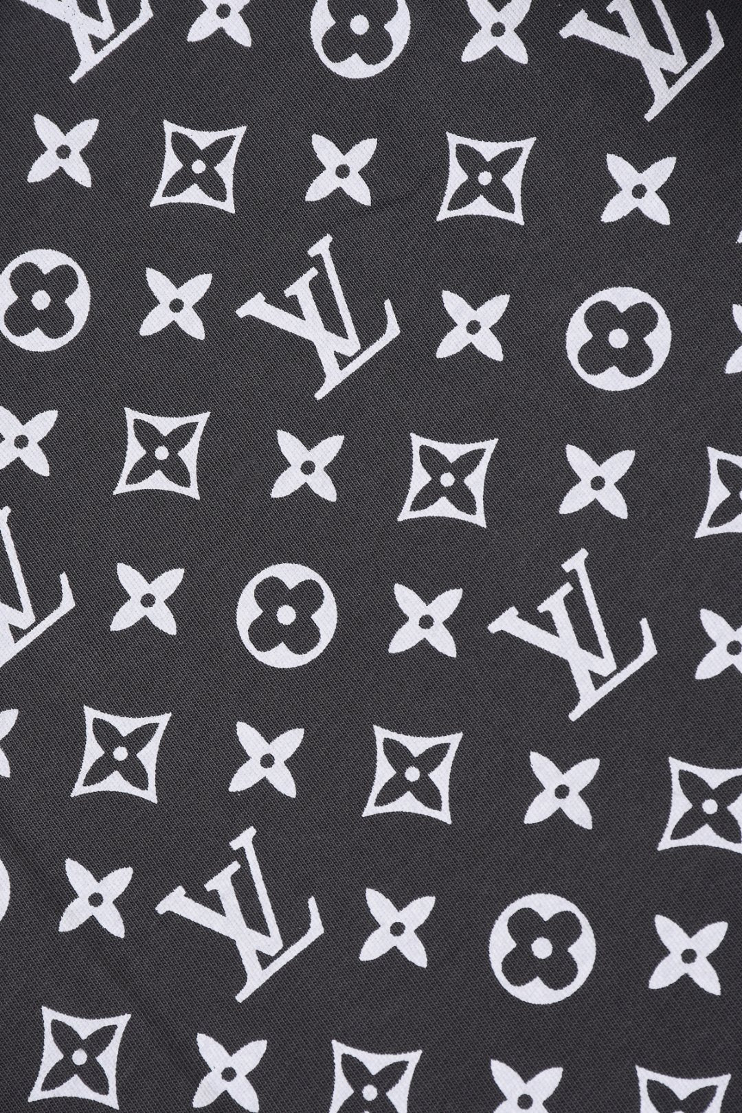 Louis Vuitton 25SS Classic Gradient Monogram Full-Print Cotton T-Shirt – White / Black / Gray / Green / Blue, XS-L