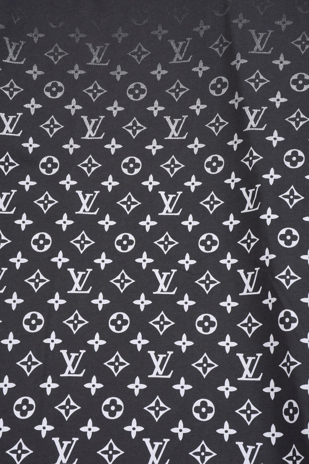 Louis Vuitton 25SS Classic Gradient Monogram Full-Print Cotton T-Shirt – White / Black / Gray / Green / Blue, XS-L