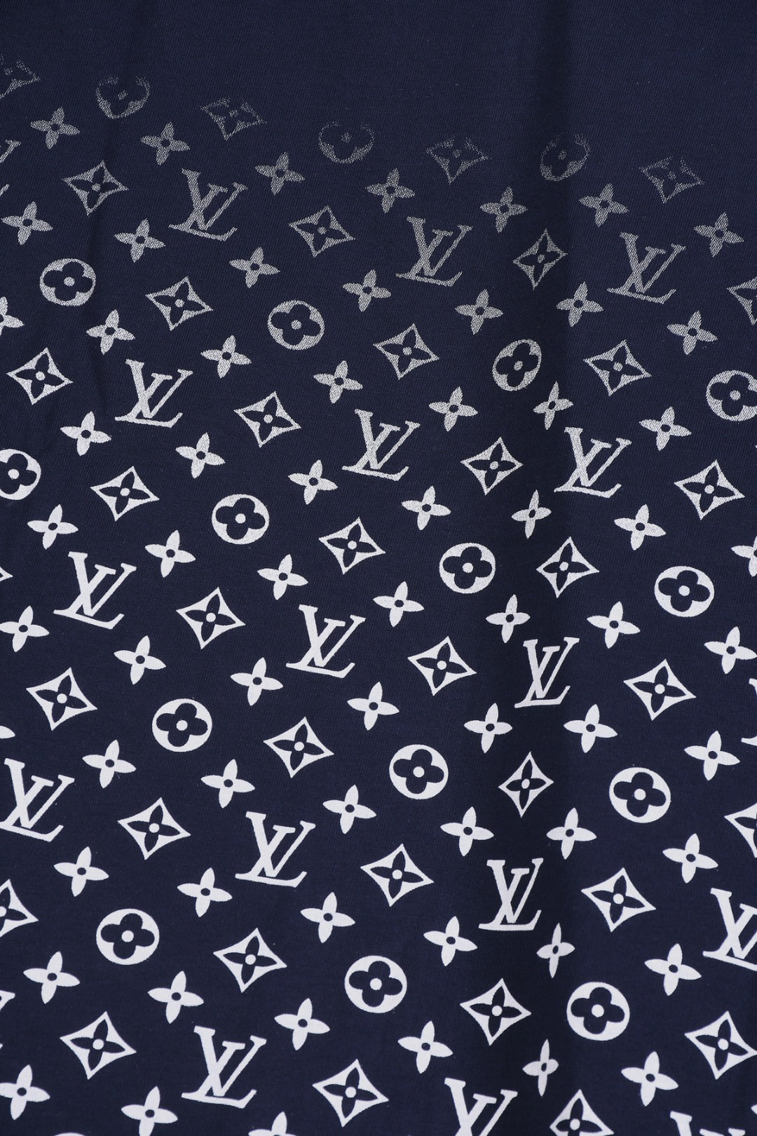 Louis Vuitton 25SS Classic Gradient Monogram Full-Print Cotton T-Shirt – White / Black / Gray / Green / Blue, XS-L