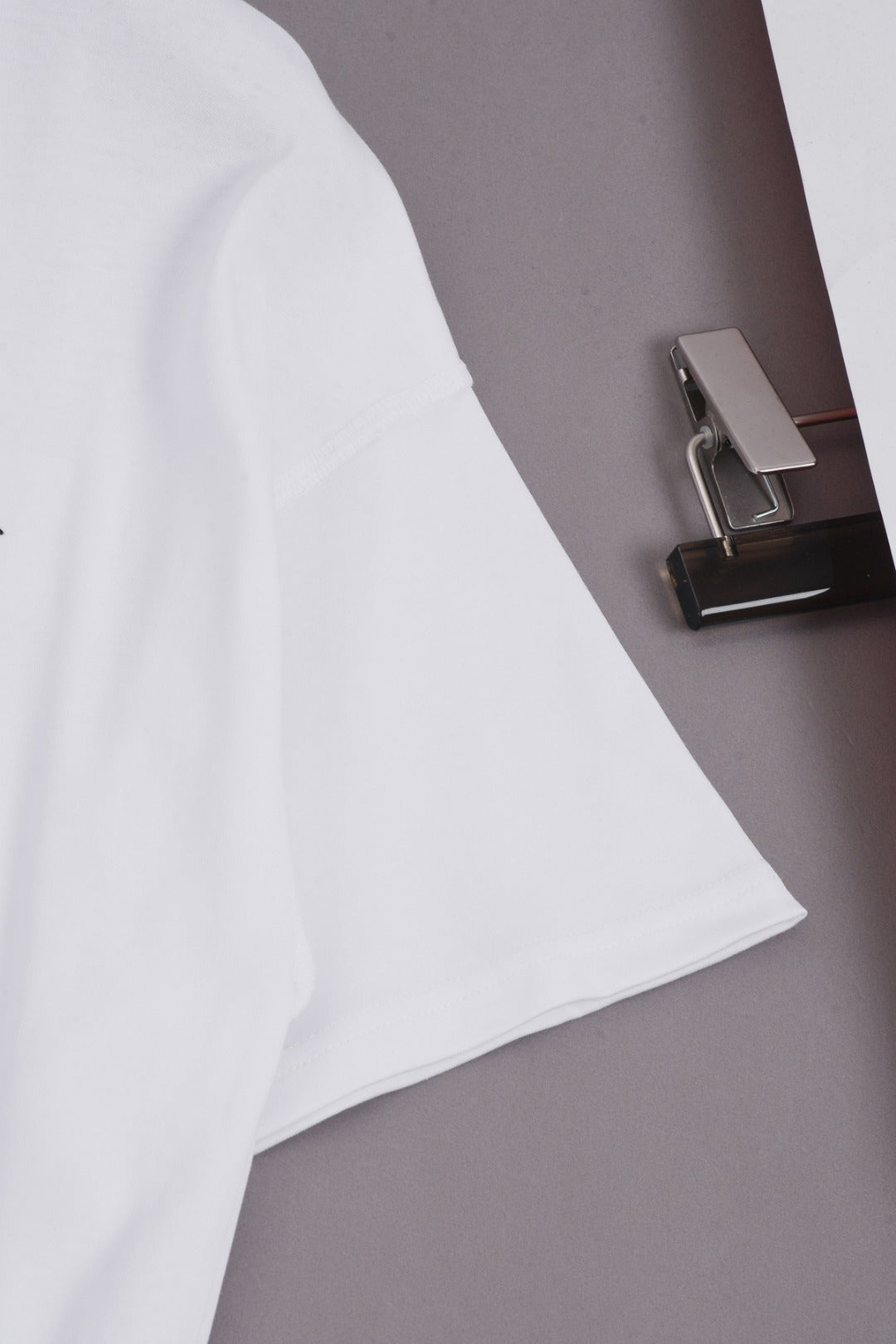 Louis Vuitton 25SS Triple Monogram Letter Chest Print & Oversized Back Logo Cotton T-Shirt – White / Black / Gray, XS-L