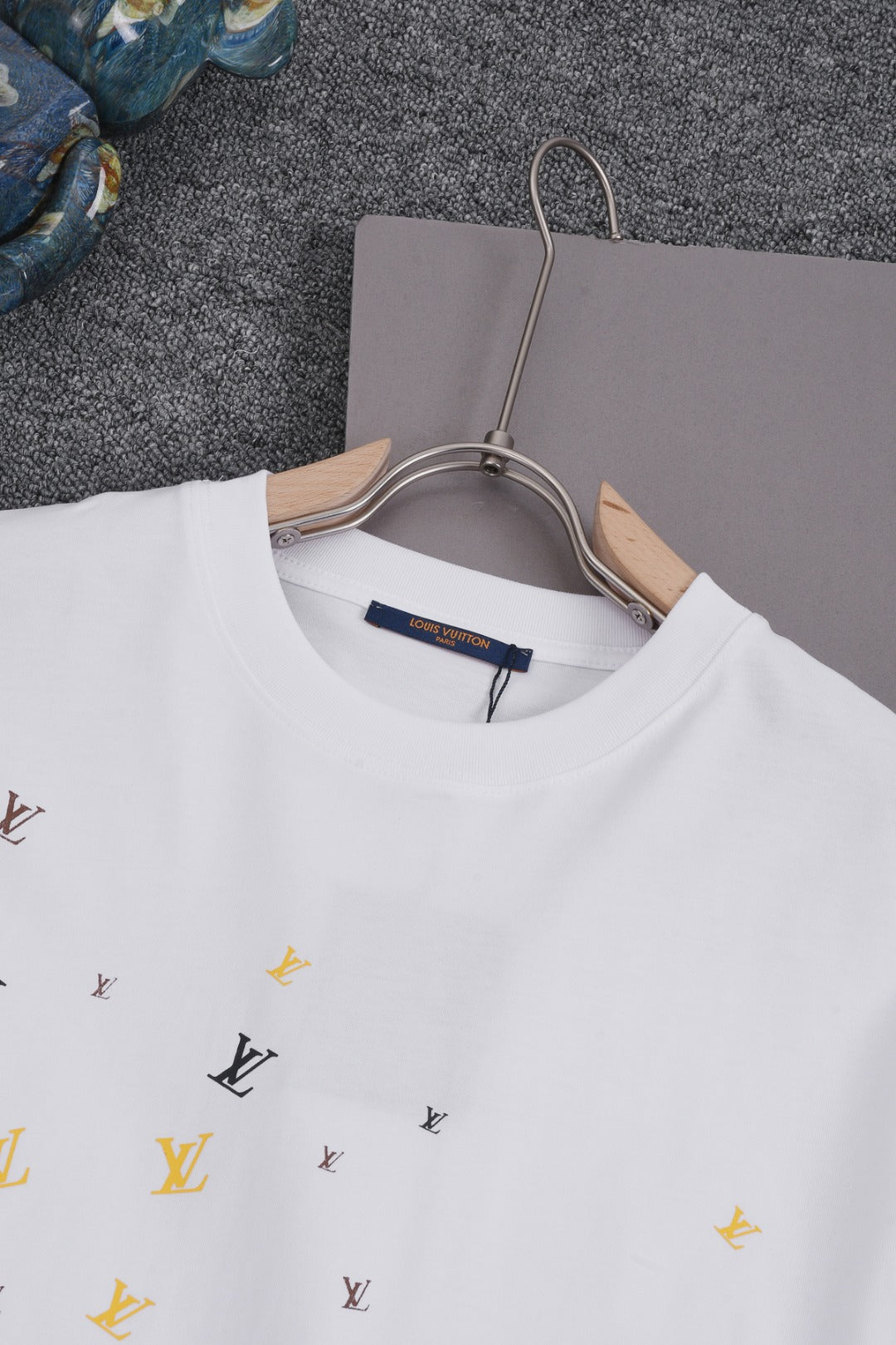Louis Vuitton 25SS Allover Mini Monogram Logo Cotton T-Shirt – White / Black, XS-L