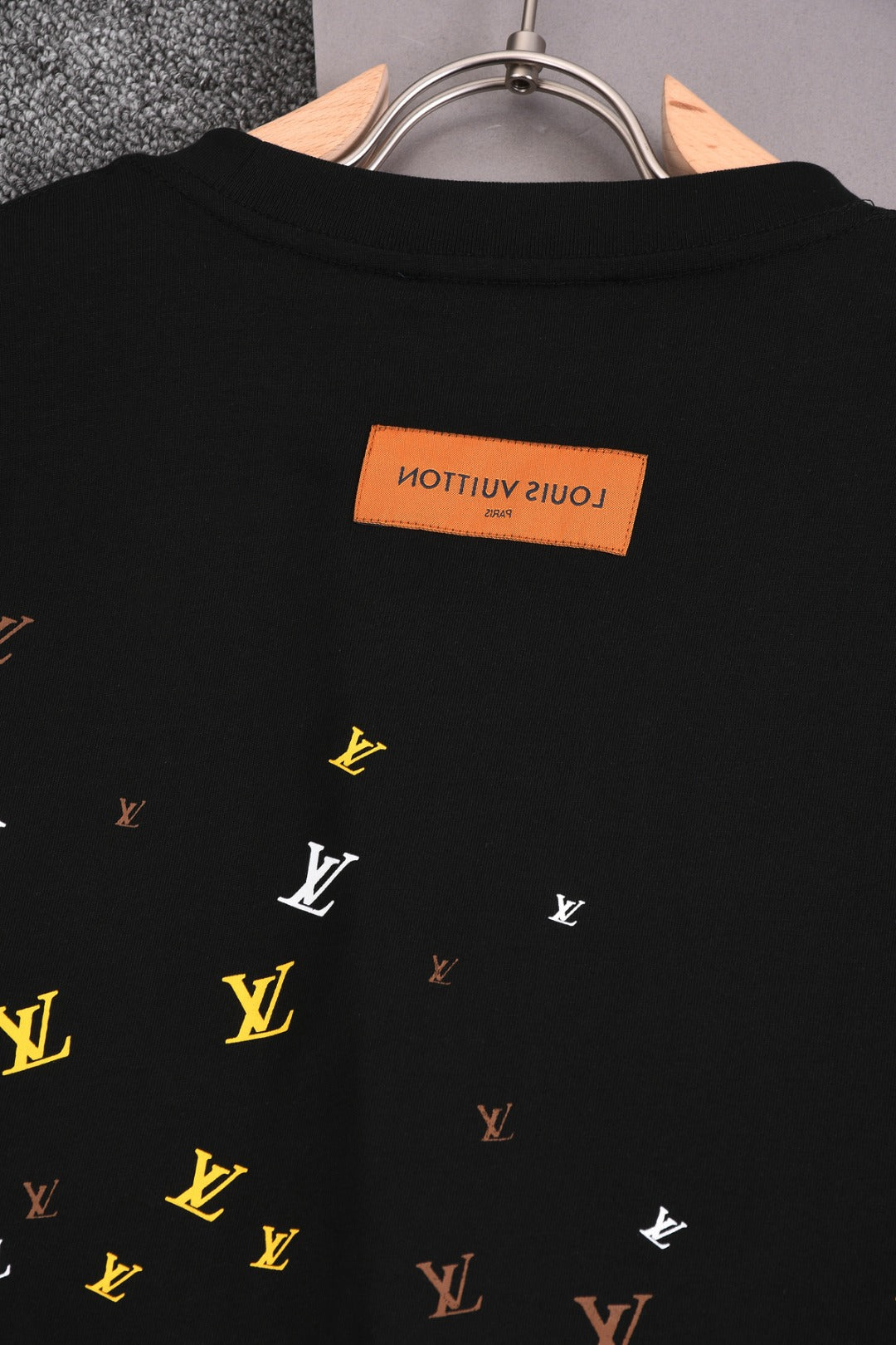 Louis Vuitton 25SS Allover Mini Monogram Logo Cotton T-Shirt – White / Black, XS-L