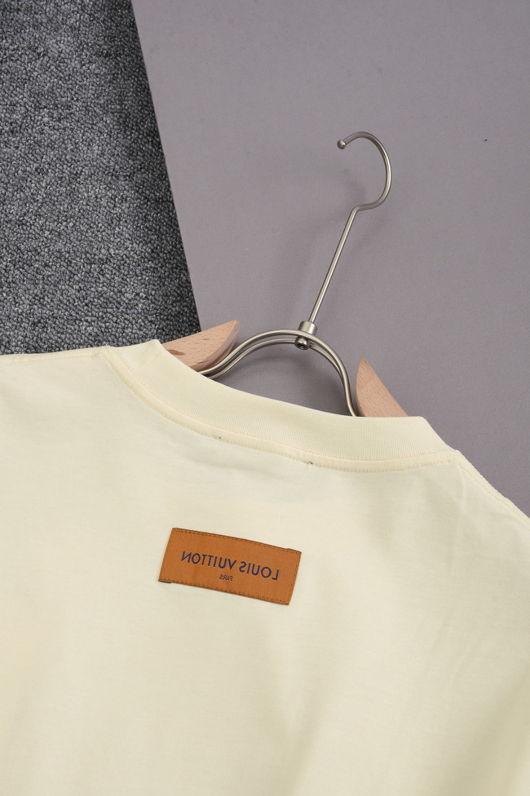 Louis Vuitton 25SS Faux Pocket Front Embroidered Letter Cotton T-Shirt – Apricot / Black, XS-L