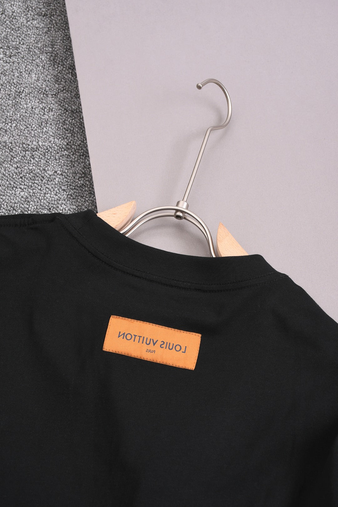 Louis Vuitton 25SS Faux Pocket Front Letter Embroidery Cotton T-Shirt – Apricot / Black, XS-L