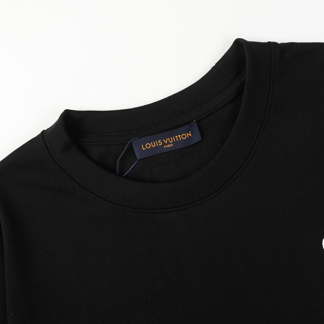 Louis Vuitton P358 LV Paratrooper Logo Printed Cotton T-Shirt – Black / White, XS-L, Unisex