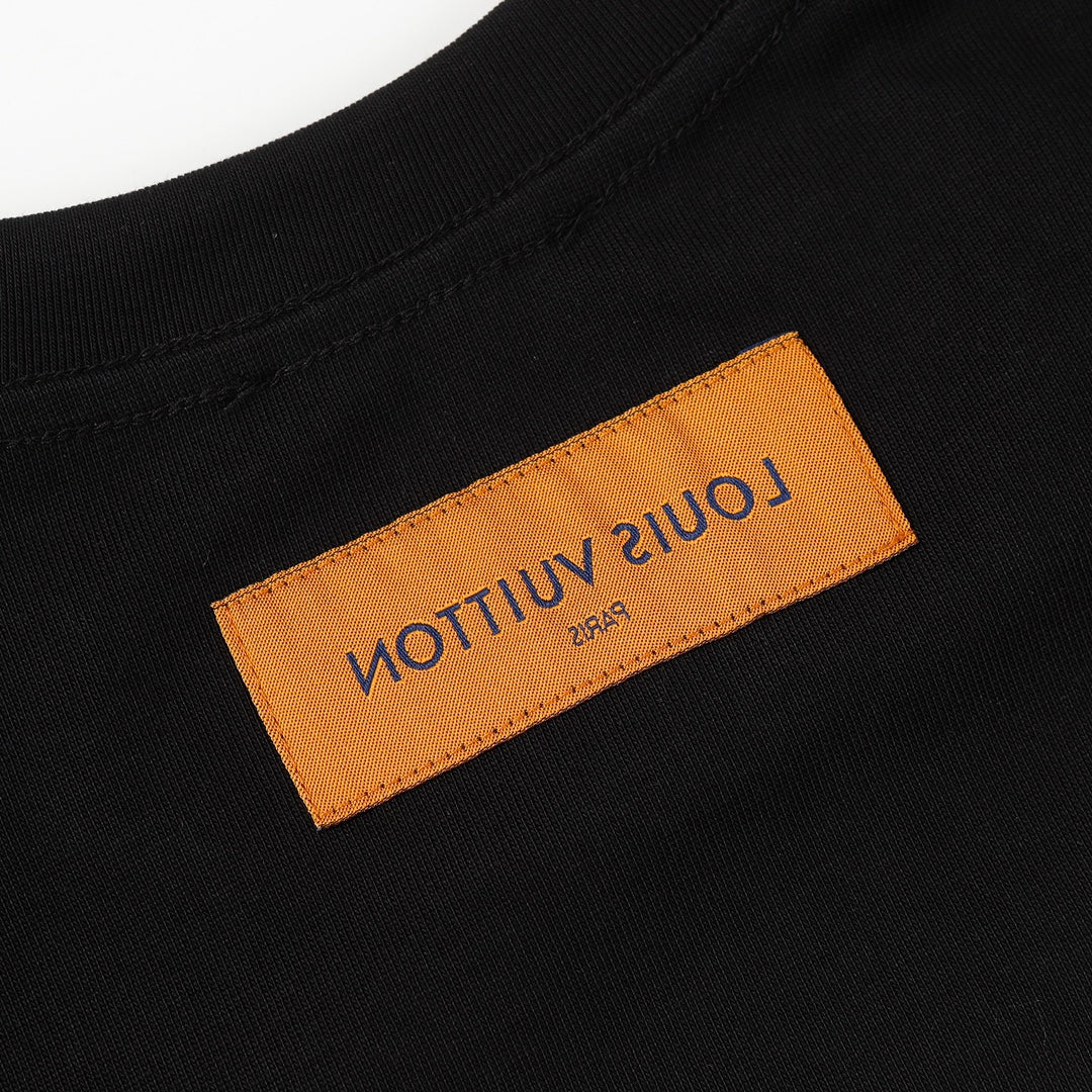 Louis Vuitton P358 LV Paratrooper Logo Printed Cotton T-Shirt – Black / White, XS-L, Unisex