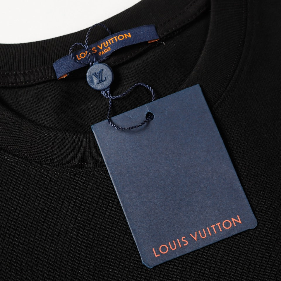 Louis Vuitton P358 2024FW Embroidered LV Pin Detail Cotton T-Shirt – White / Black, XS-L, Unisex