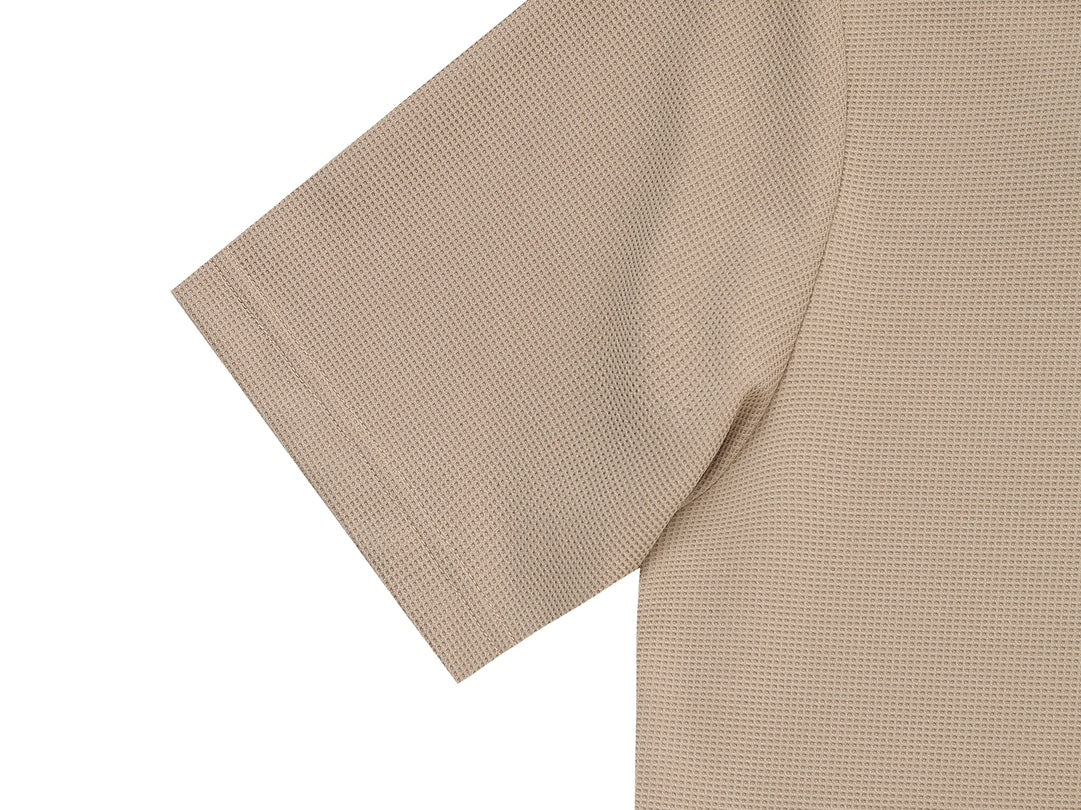 Louis Vuitton P368 Relaxed Fit Waffle-Knit Polo with Two-Tone Sleeve Detail – M-3XL, Unisex