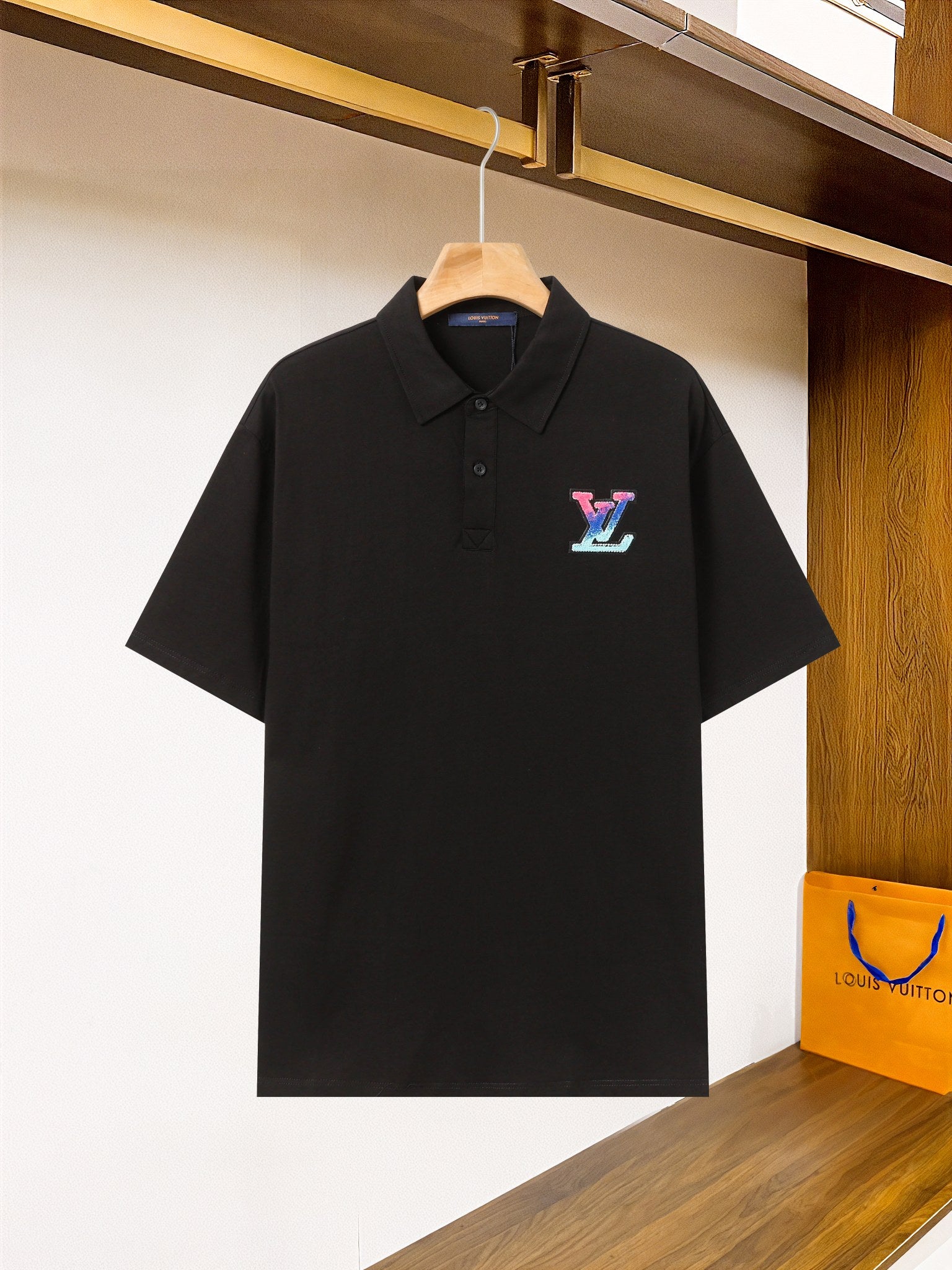 Louis Vuitton P368 25SS Camouflage Terry Embroidered LV Polo – S-XXL, Unisex