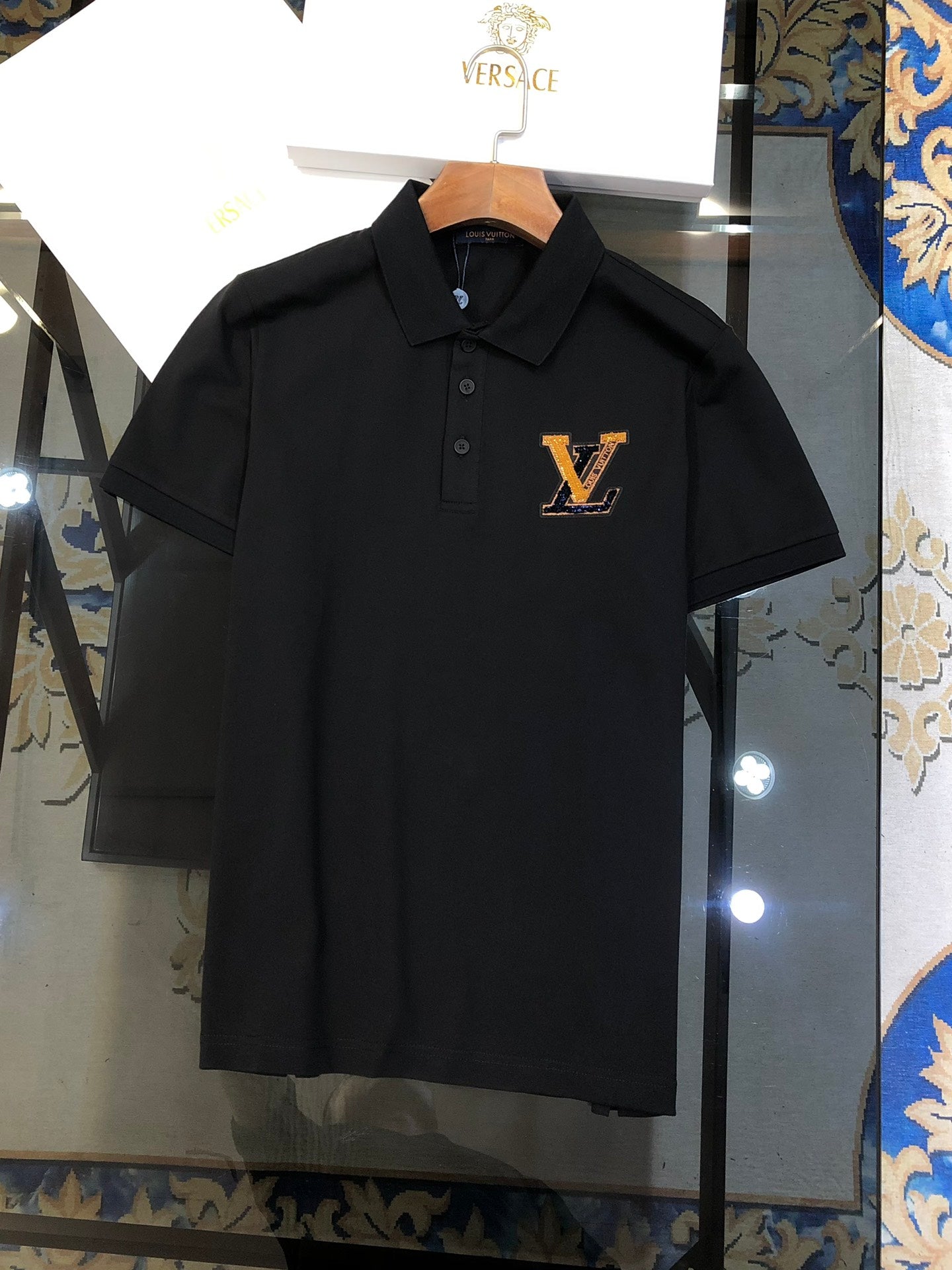 Louis Vuitton P368 2024 Early Spring Men’s Polo Shirt – M-3XL, Luxury Cotton Blend, Chest Appliqué Logo