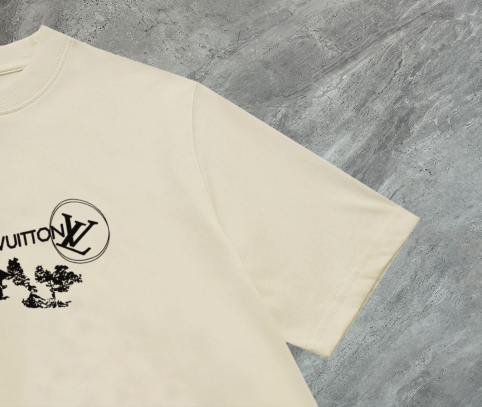 Louis Vuitton 2025 Premium Crew Neck T-Shirt – S-2XL, Unisex, Embroidered Sleeve Detail