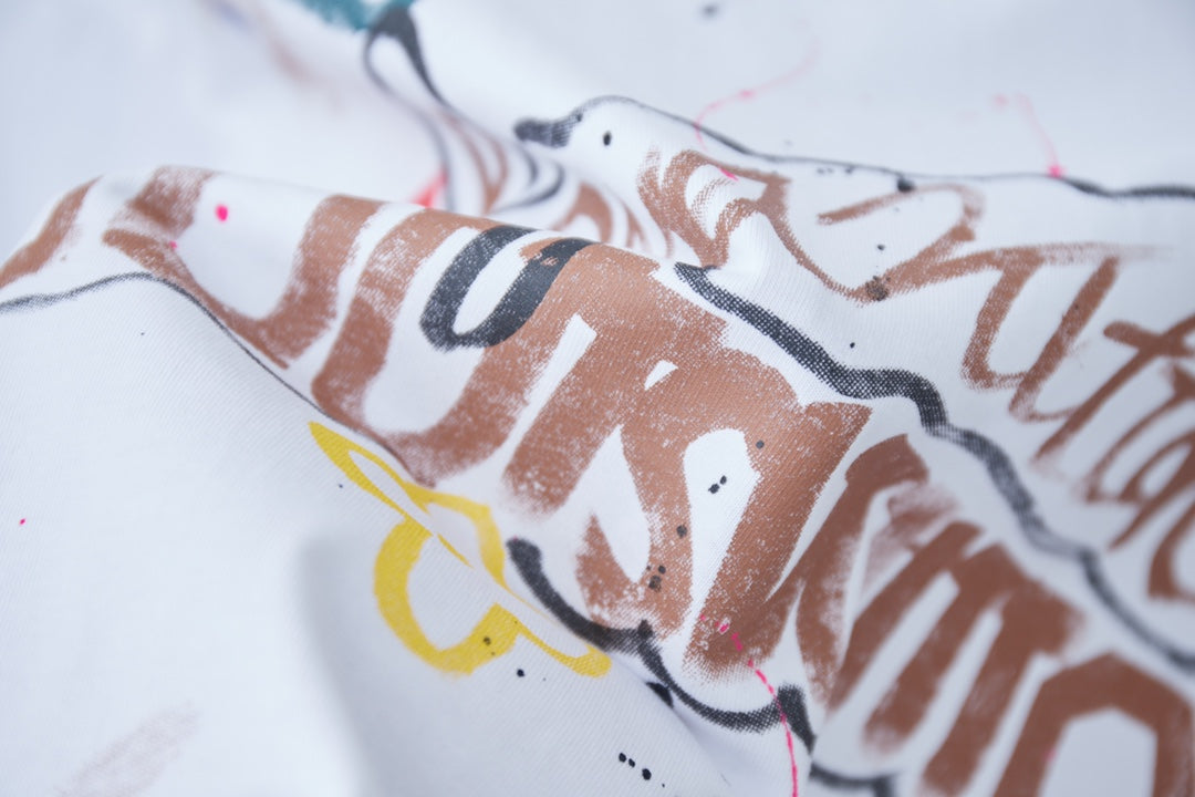 Louis Vuitton 25SS Early Spring Graffiti Hand-Painted Logo T-Shirt – Unisex Cotton Tee, Black/White (S–XL)