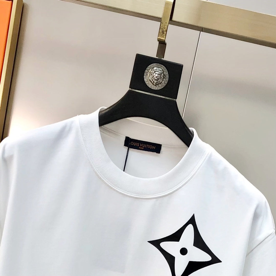 Louis Vuitton 2024 SS Men’s Crewneck T-Shirt – Premium Cotton, Printed LV Logo, Oversized Fit (S–3XL), Black/White/Red