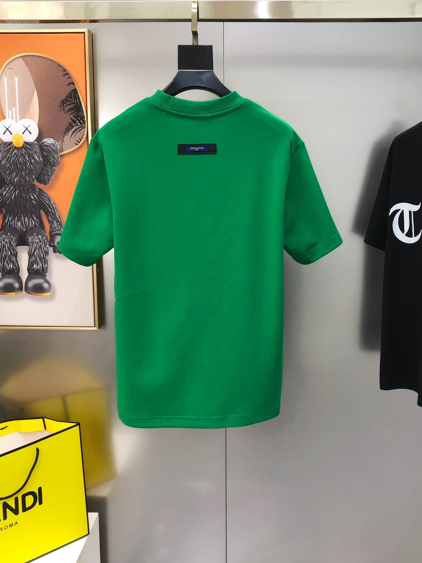 Louis Vuitton 2024 SS Men’s Crewneck T-Shirt – Premium Cotton, Double-Sleeve Cut-Burned LV Logos, Oversized OS Fit (S–3XL), Black/White/Green