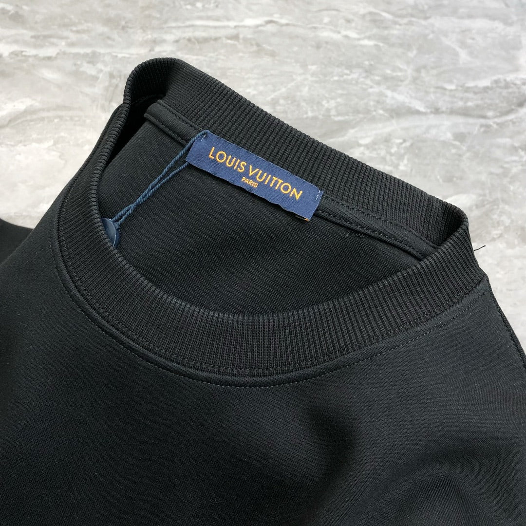 Louis Vuitton 2024 SS Men’s Crewneck T-Shirt – Premium Cotton, Cut-Burned Embroidered LV Logo, Oversized OS Fit (S–3XL), Black/White/Green/Orange