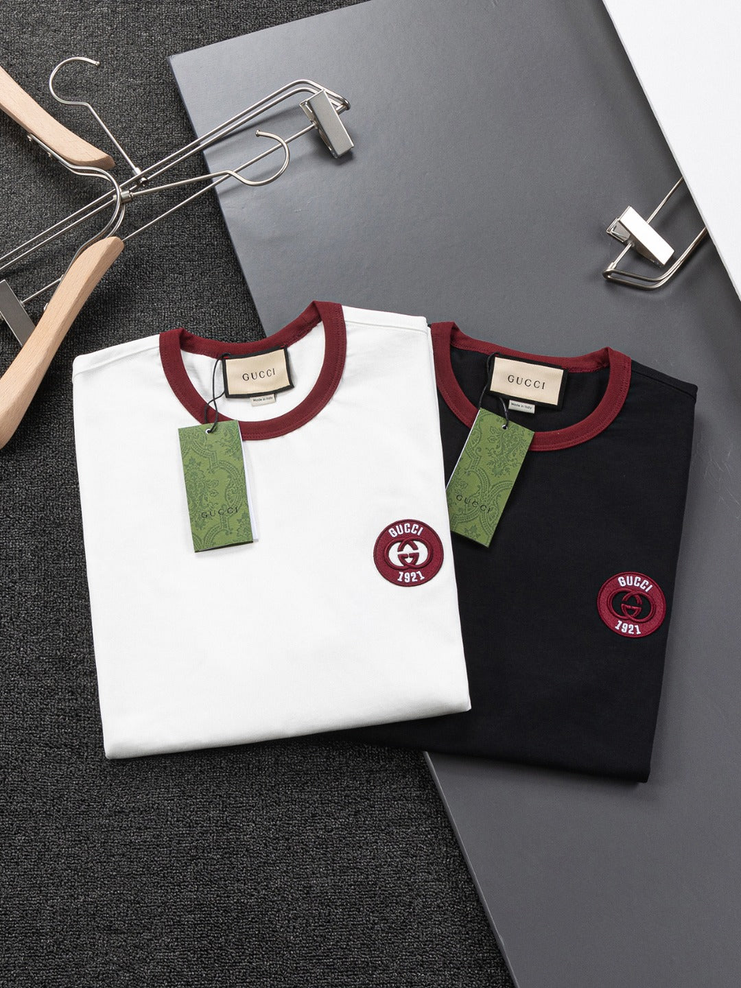 GUCCI Unisex Burgundy-Trim Double G Embroidered T-Shirt – Black/White, Sizes S–XL