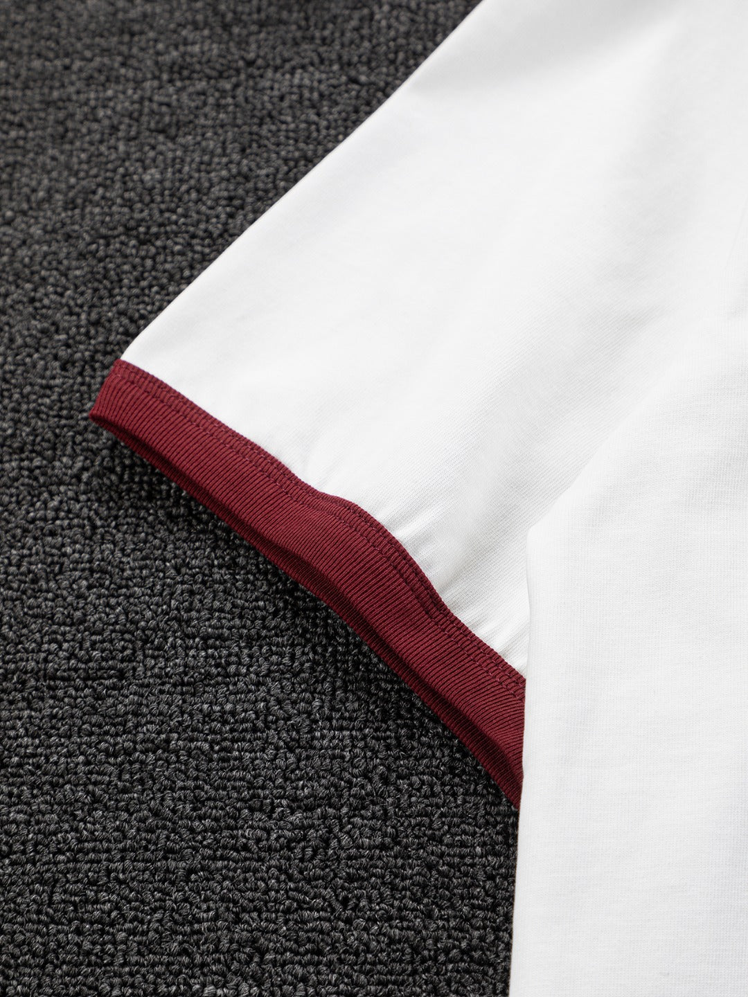 GUCCI Unisex Burgundy-Trim Double G Embroidered Crewneck T-Shirt – Black/White, Sizes S–XL