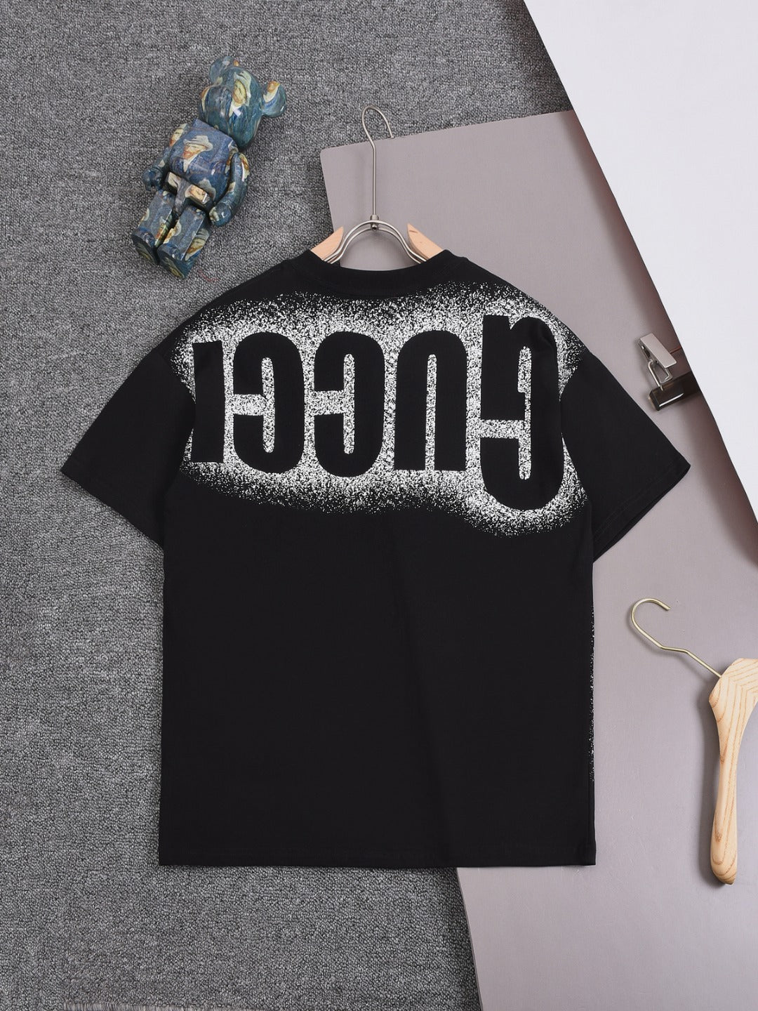 GUCCI 25SS Unisex Hollow Spray-Ink Double G Logo Crewneck T-Shirt – Apricot/Black, Sizes XS–L