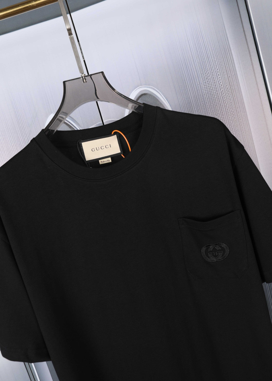 GUCCI 2024 Pocket Logo Embroidered Unisex T-Shirt – Black/White, Sizes S–XL (Style C303)