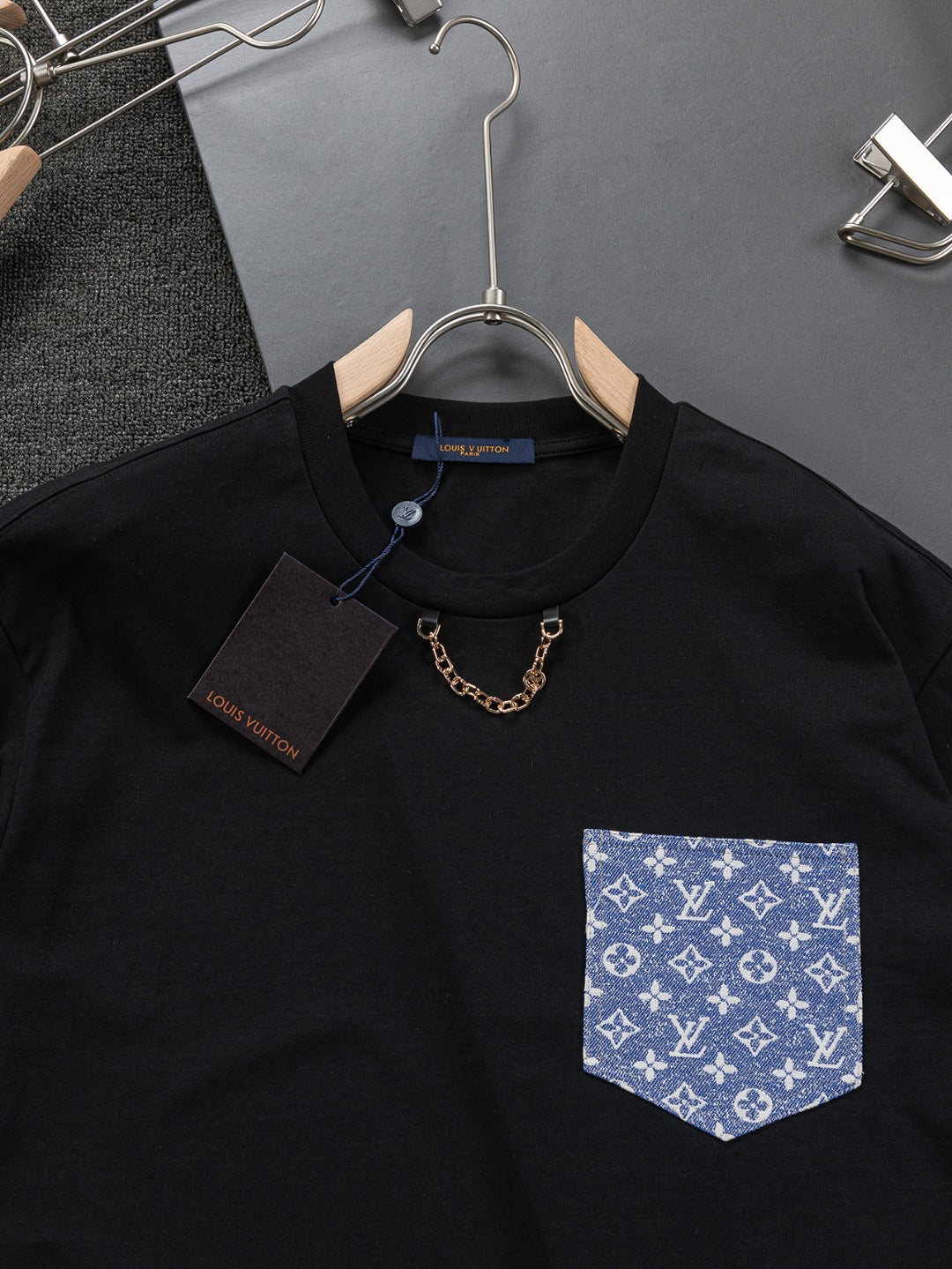 Louis Vuitton 25SS Embroidered Logo Denim Pocket T-Shirt – XS, S, M, L – Premium Cotton Unisex