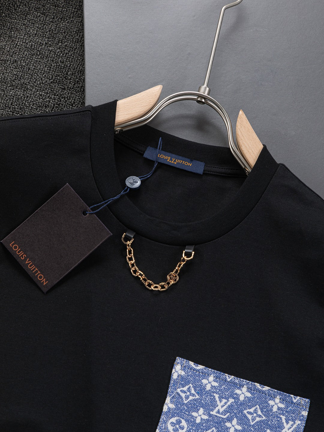 Louis Vuitton 25SS Embroidered Logo Denim Pocket T-Shirt – XS, S, M, L – Premium Cotton Unisex
