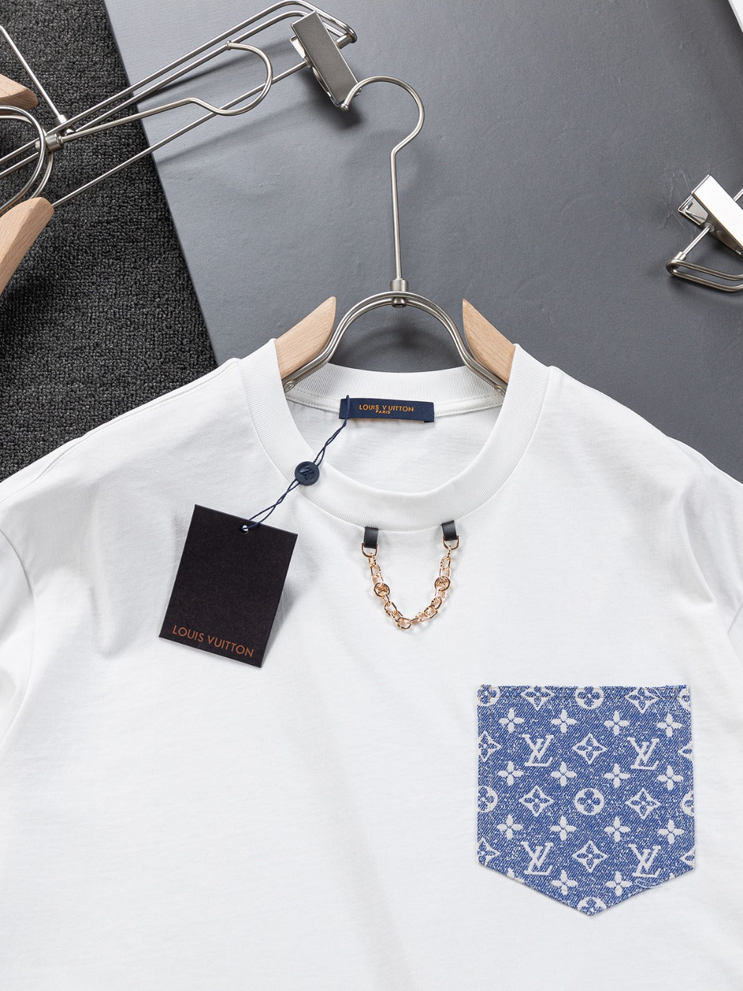 Louis Vuitton 25SS Embroidered Logo Denim Pocket T-Shirt – XS, S, M, L – Unisex Premium Cotton